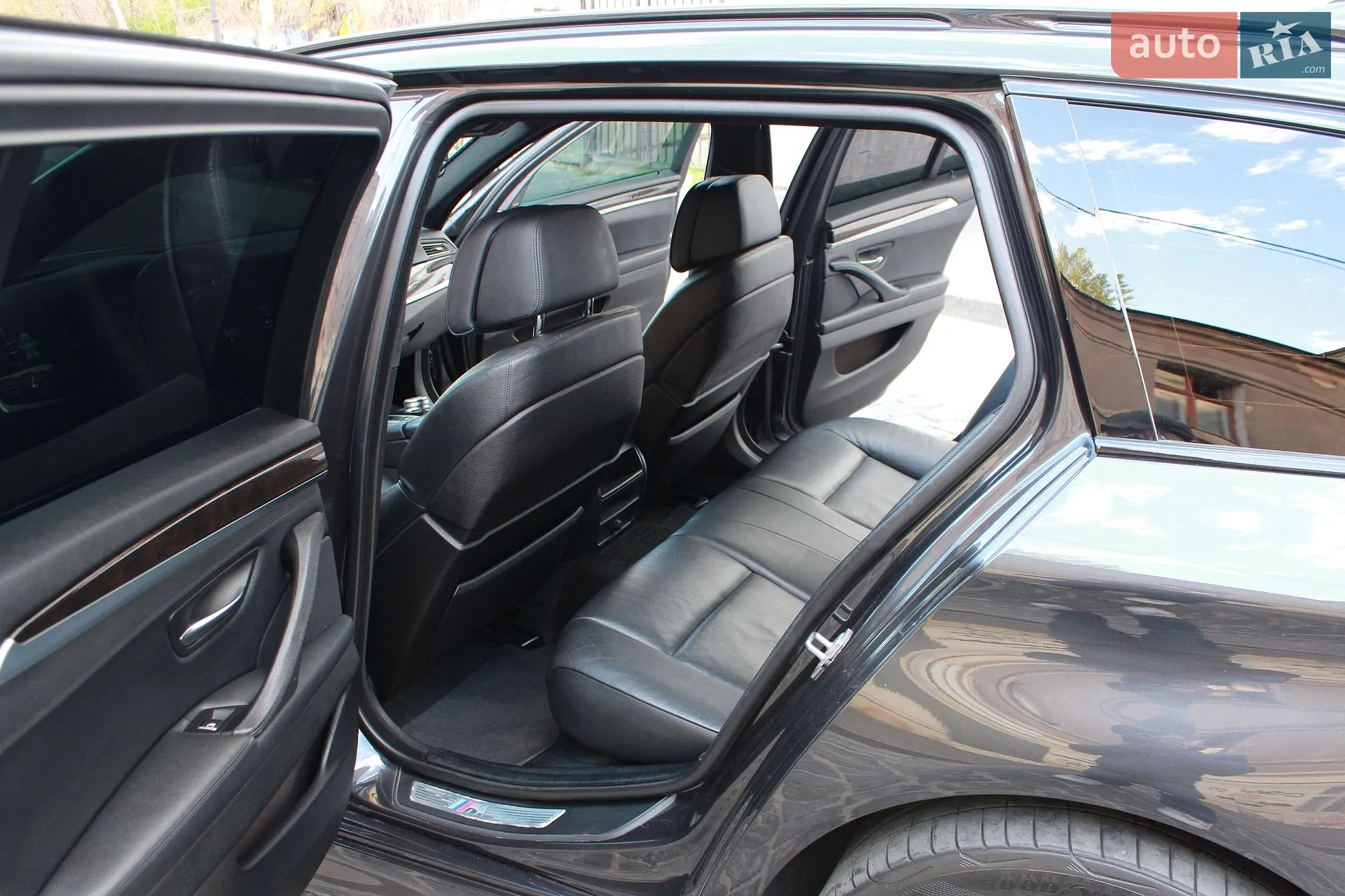2011 BMW 5er - мініатюра 18