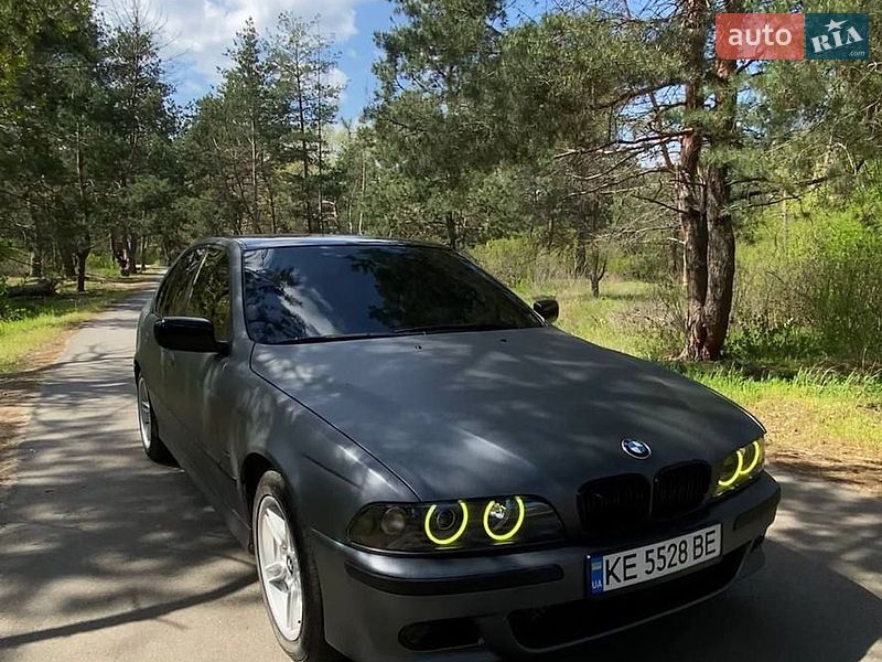 BMW 5 Series 1998