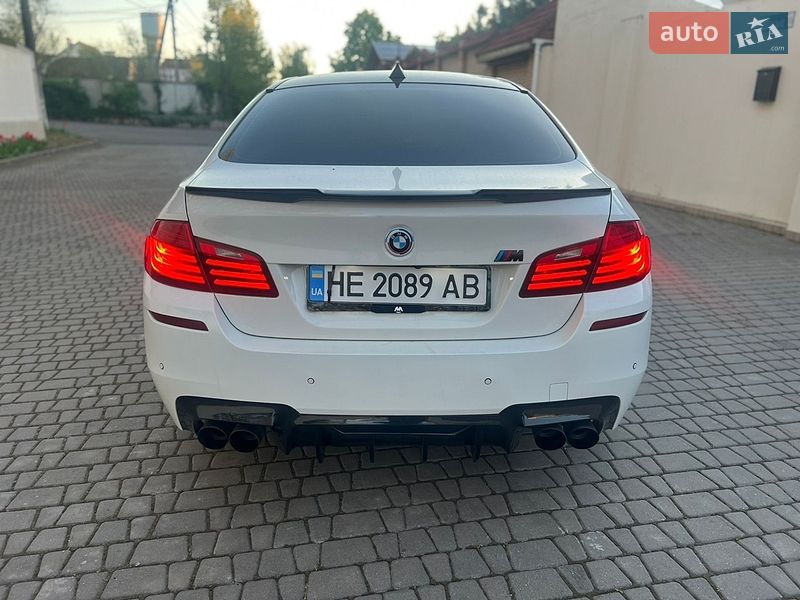 Седан BMW 5 Series 2015 в Миколаєві
