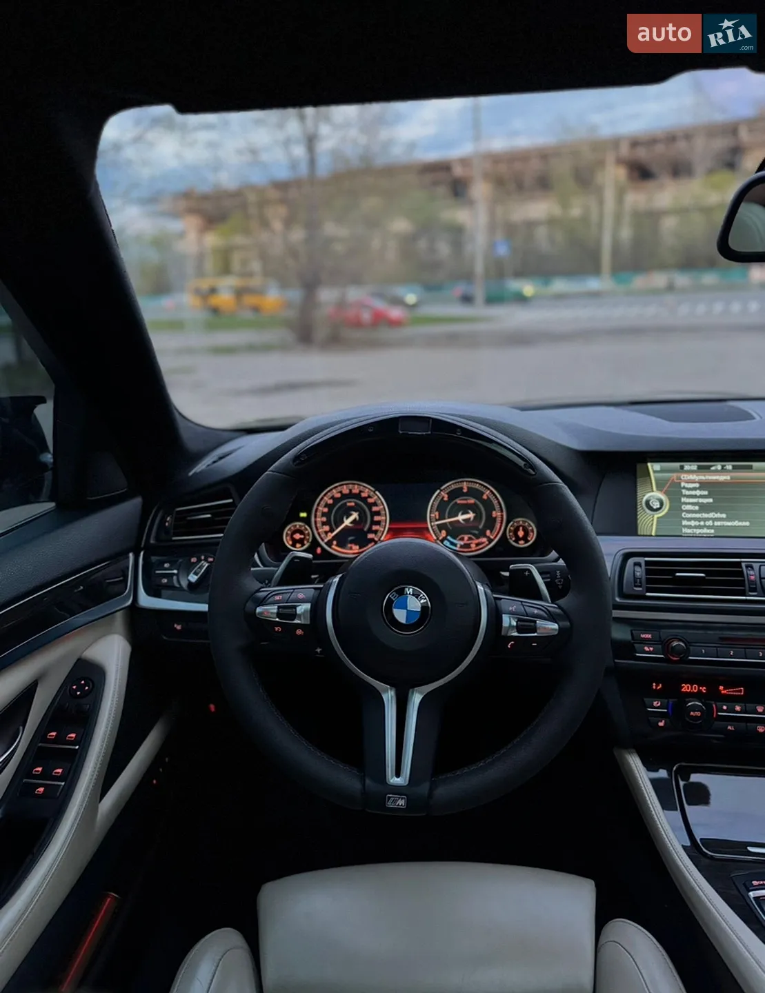 2010 BMW 5er - мініатюра 8