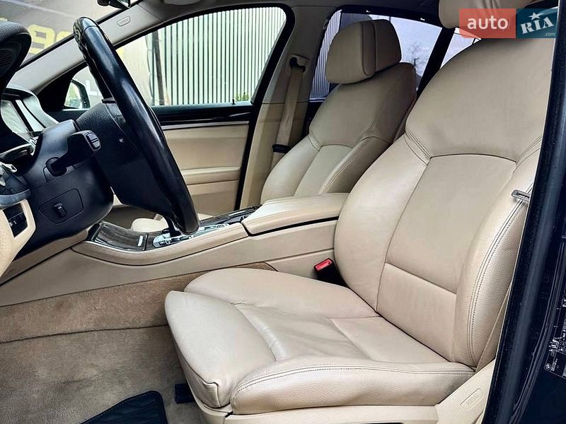 Седан BMW 5 Series 2013 в Виннице