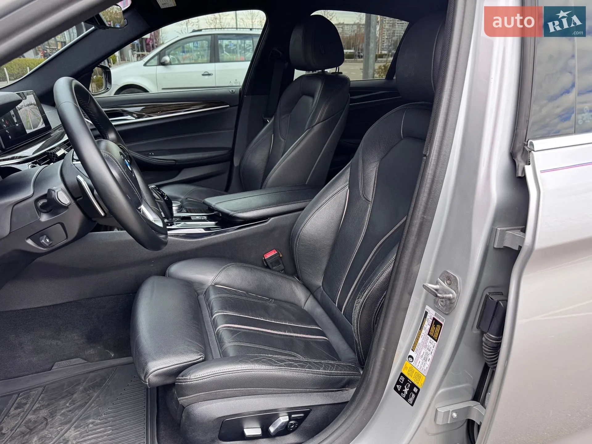 2017 BMW 5er - мініатюра 38