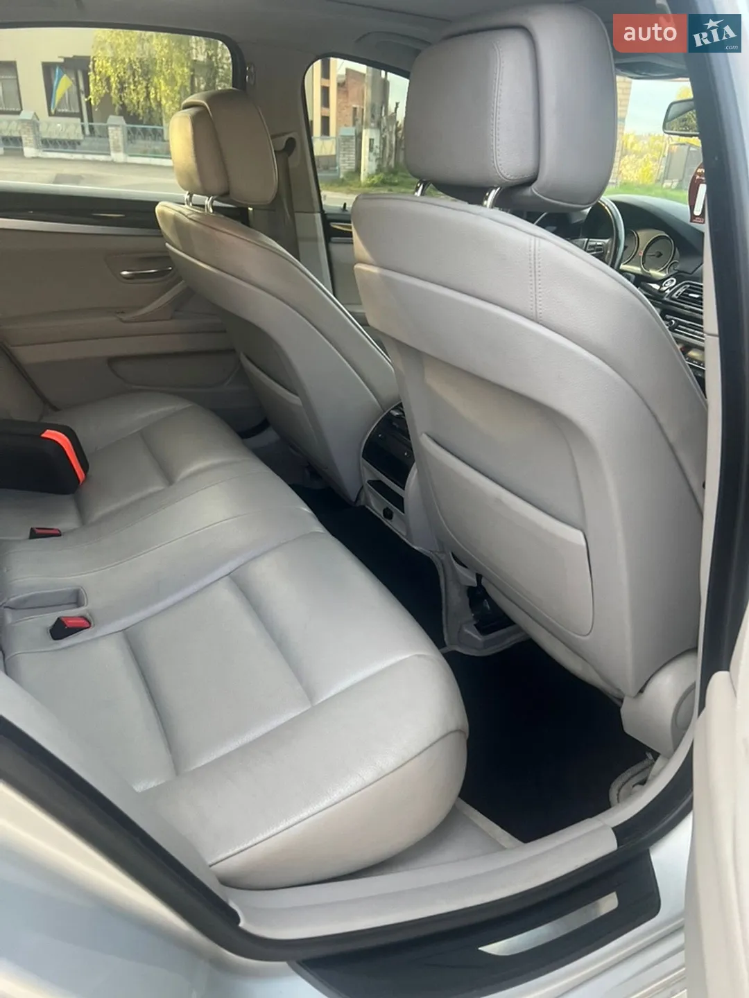 2011 BMW 5er - мініатюра 16