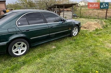 Седан BMW 5 Series 1998 в Перегинском