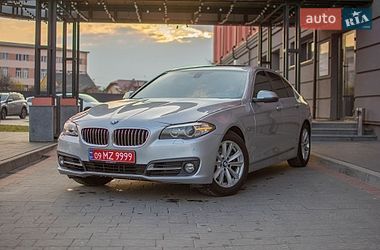 Седан BMW 5 Series 2016 в Дрогобыче