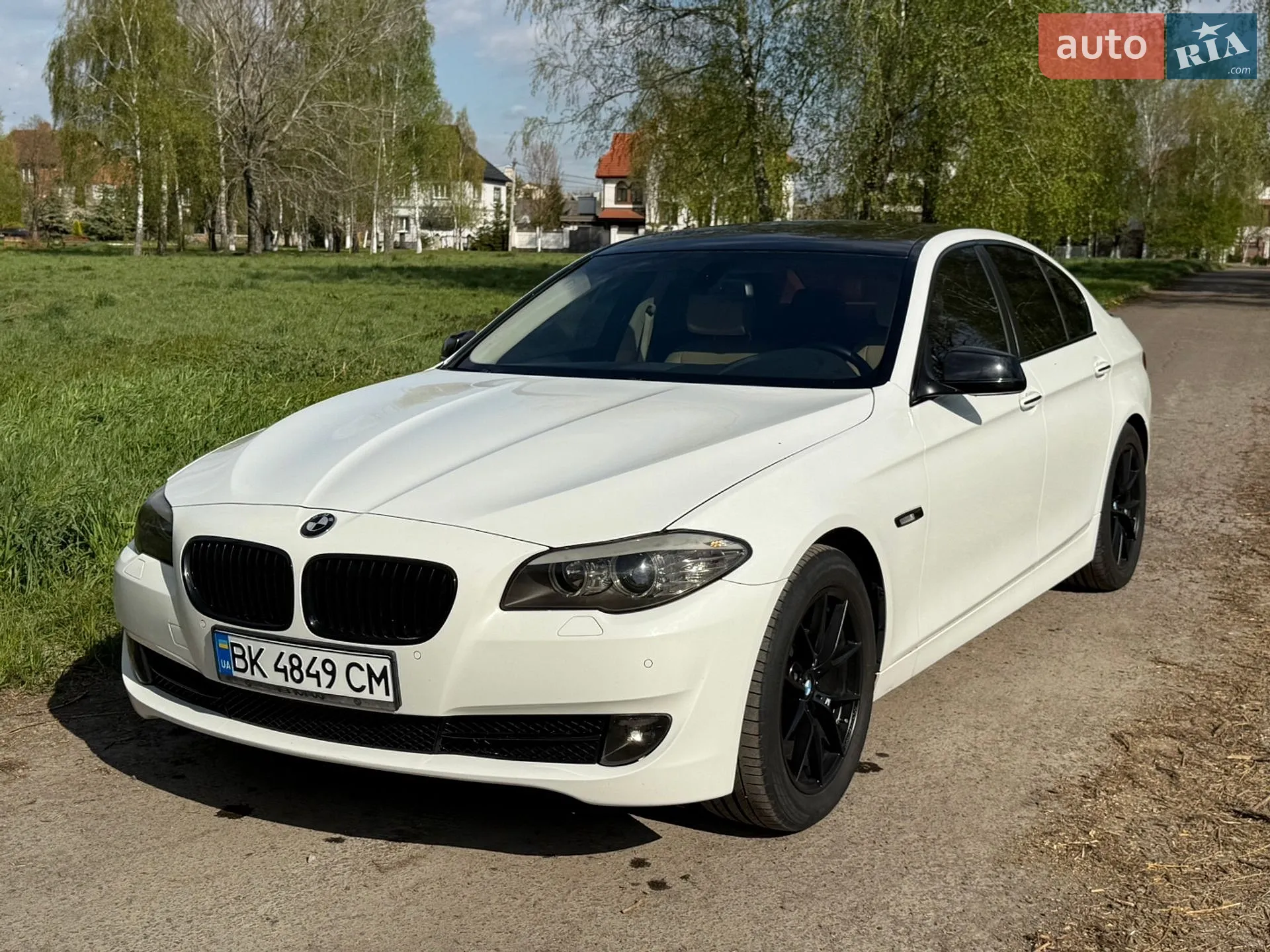 2011 BMW 5er - мініатюра 2