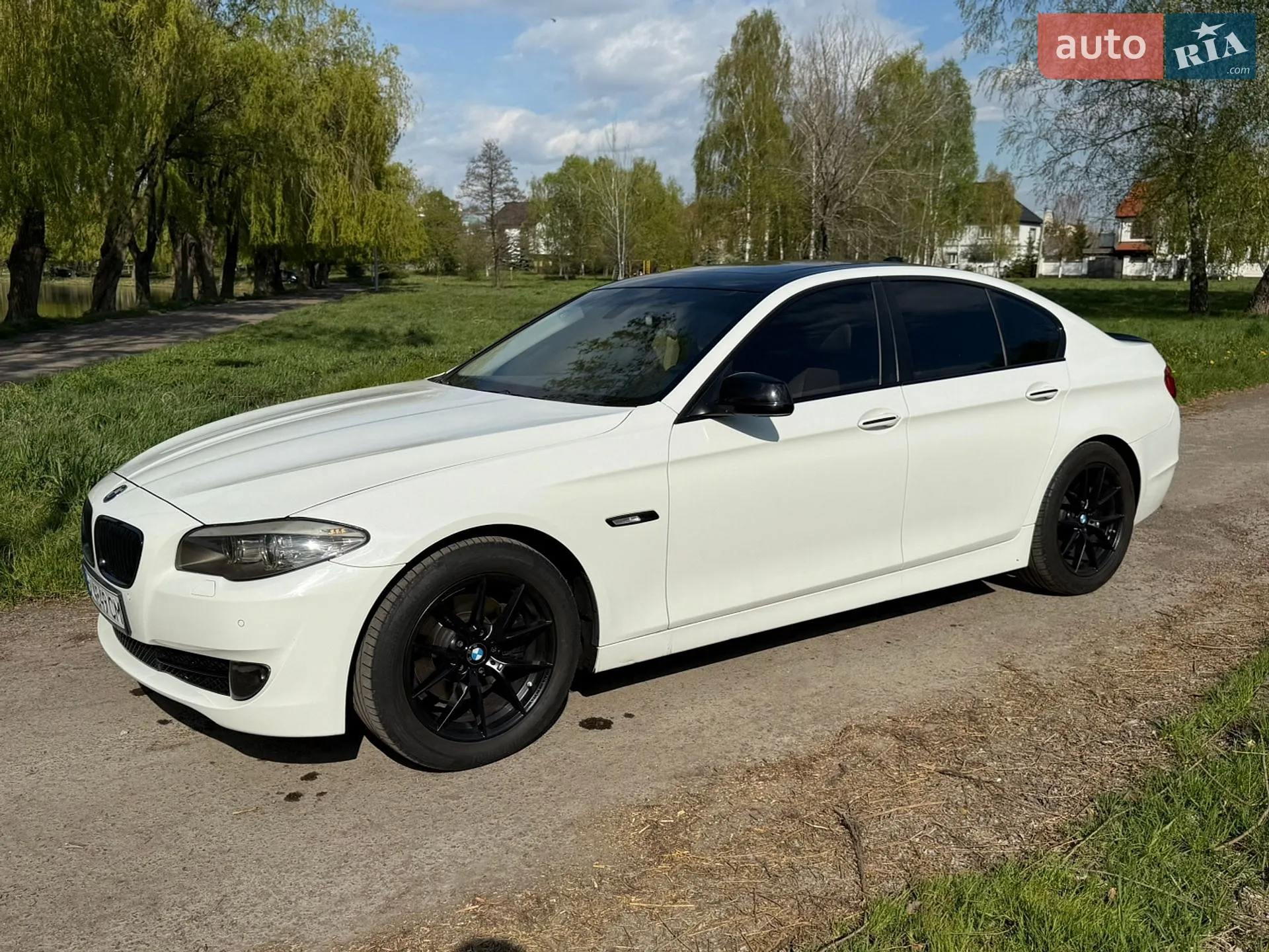 2011 BMW 5er - мініатюра 4