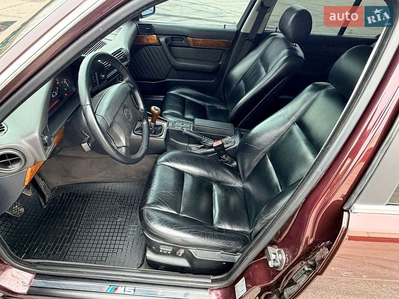 Седан BMW 5 Series 1994 в Киеве