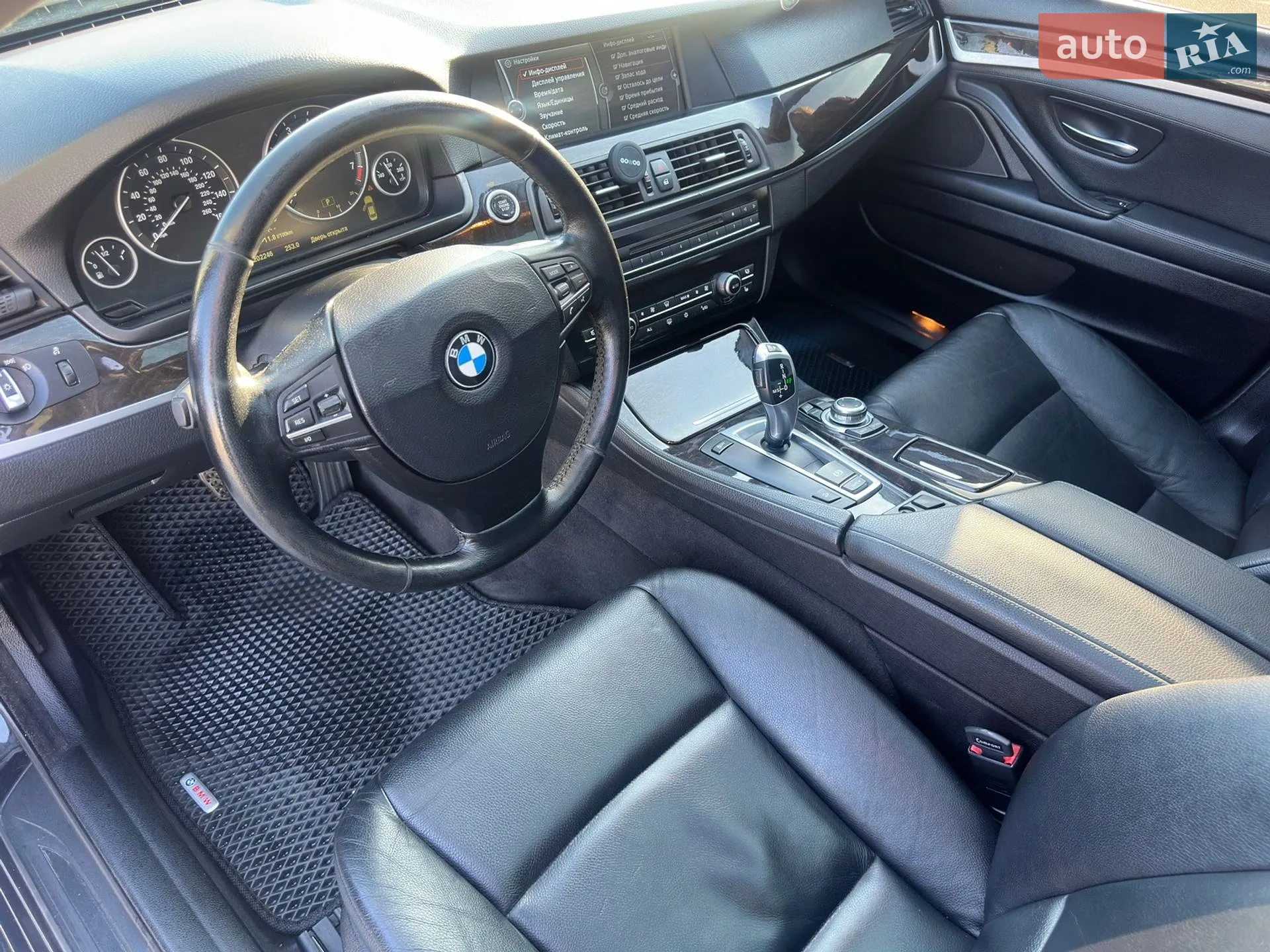 2010 BMW 5er - мініатюра 26