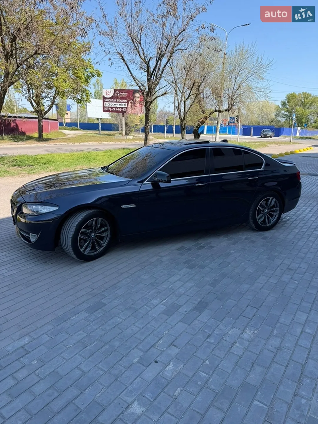 2011 BMW 5er - мініатюра 3
