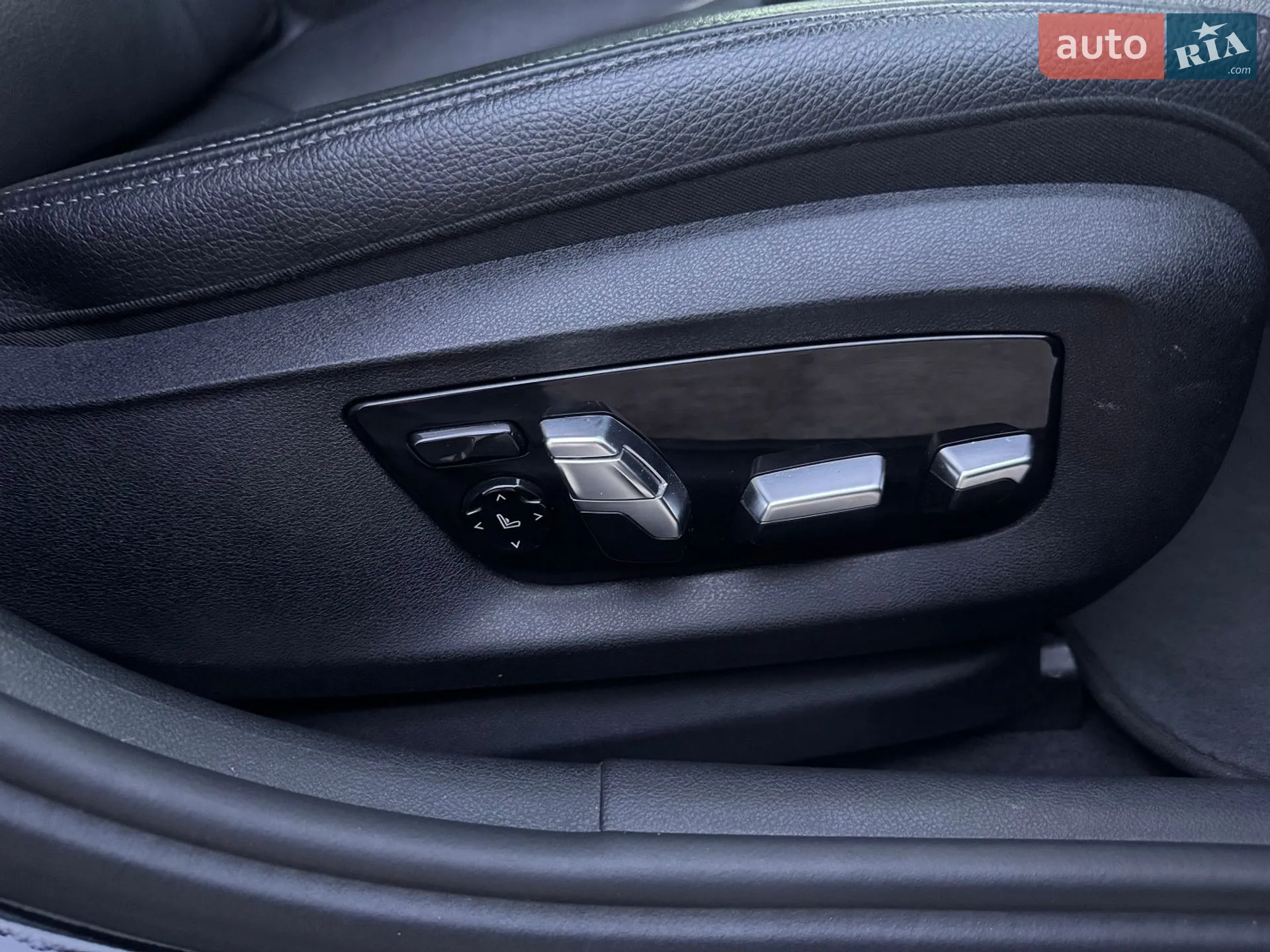 2017 BMW 5er - мініатюра 9