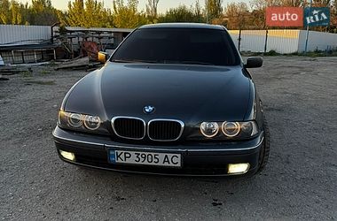 Седан BMW 5 Series 1996 в Запорожье