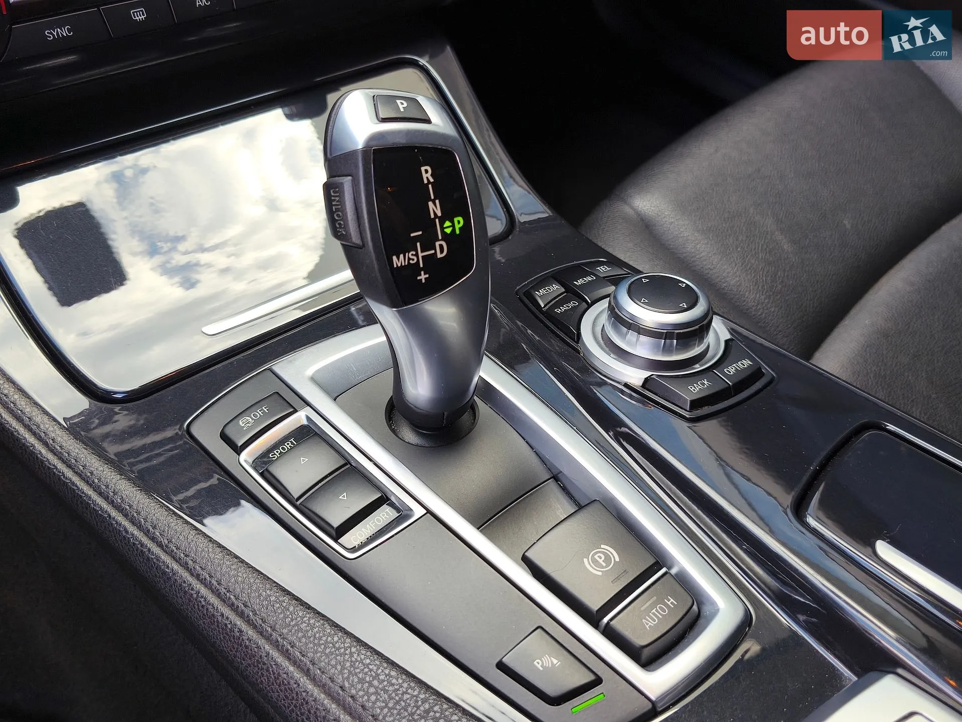 2016 BMW 5er - мініатюра 21
