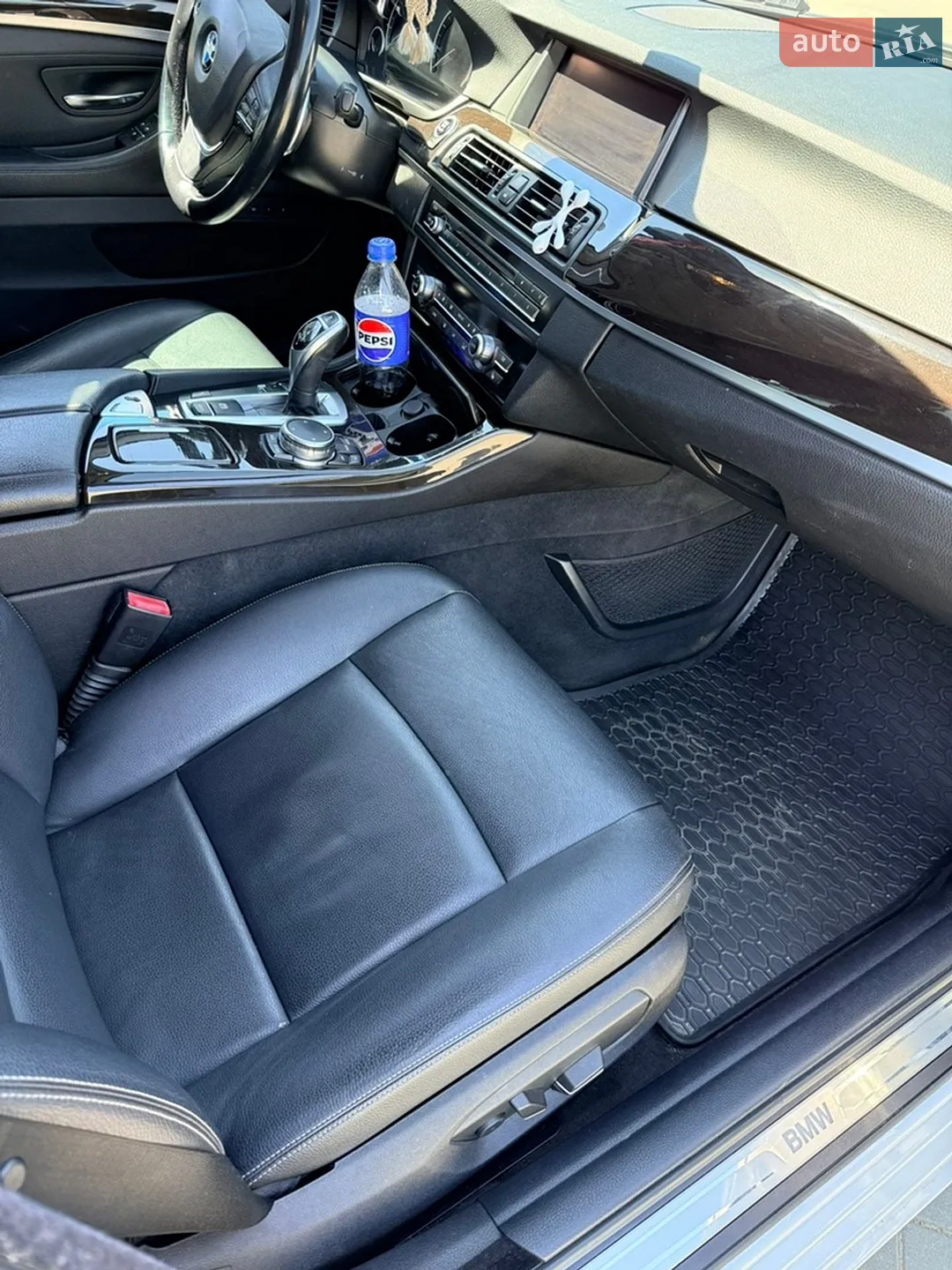 2015 BMW 5er - мініатюра 13