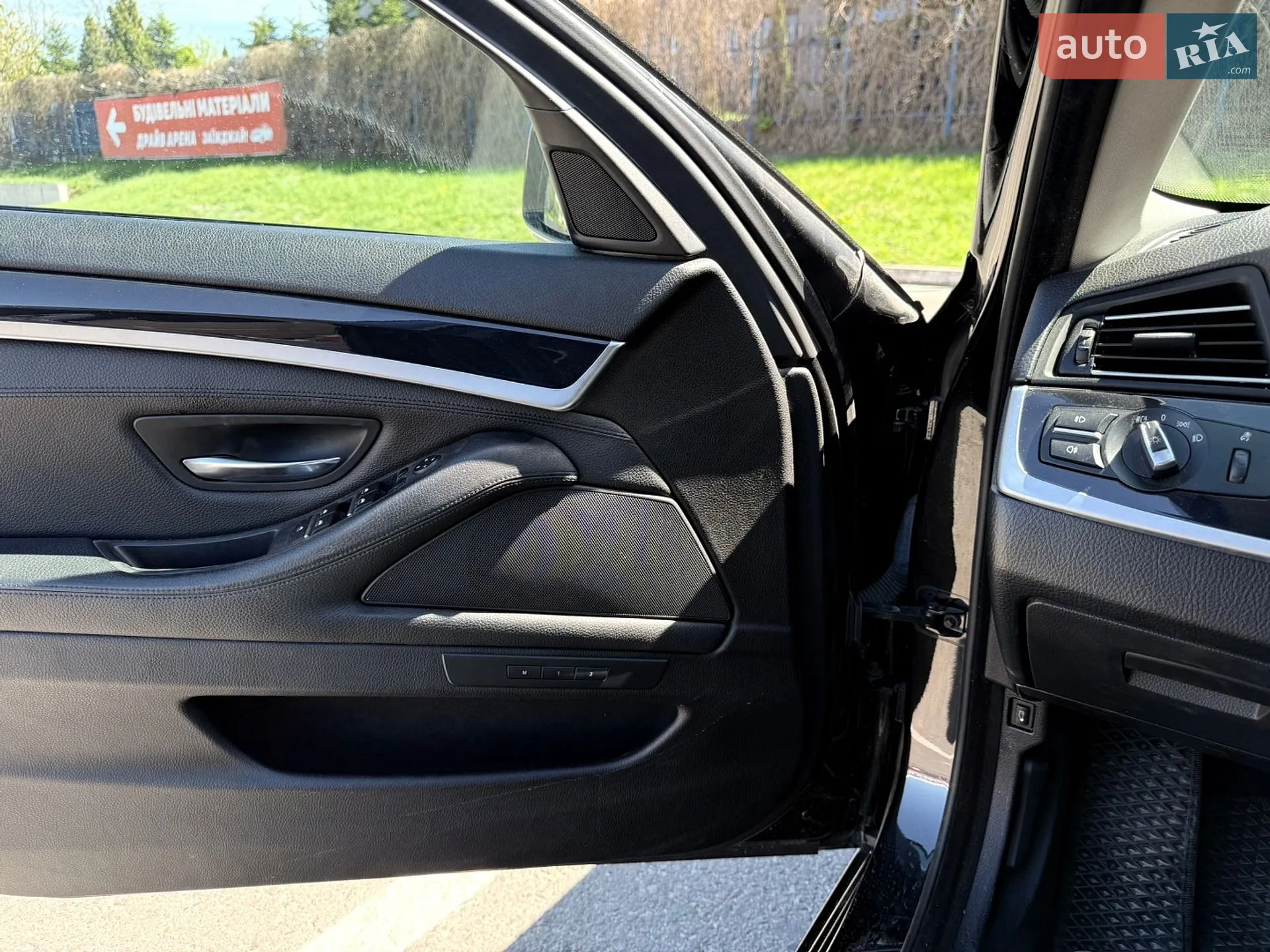 2013 BMW 5er - мініатюра 11