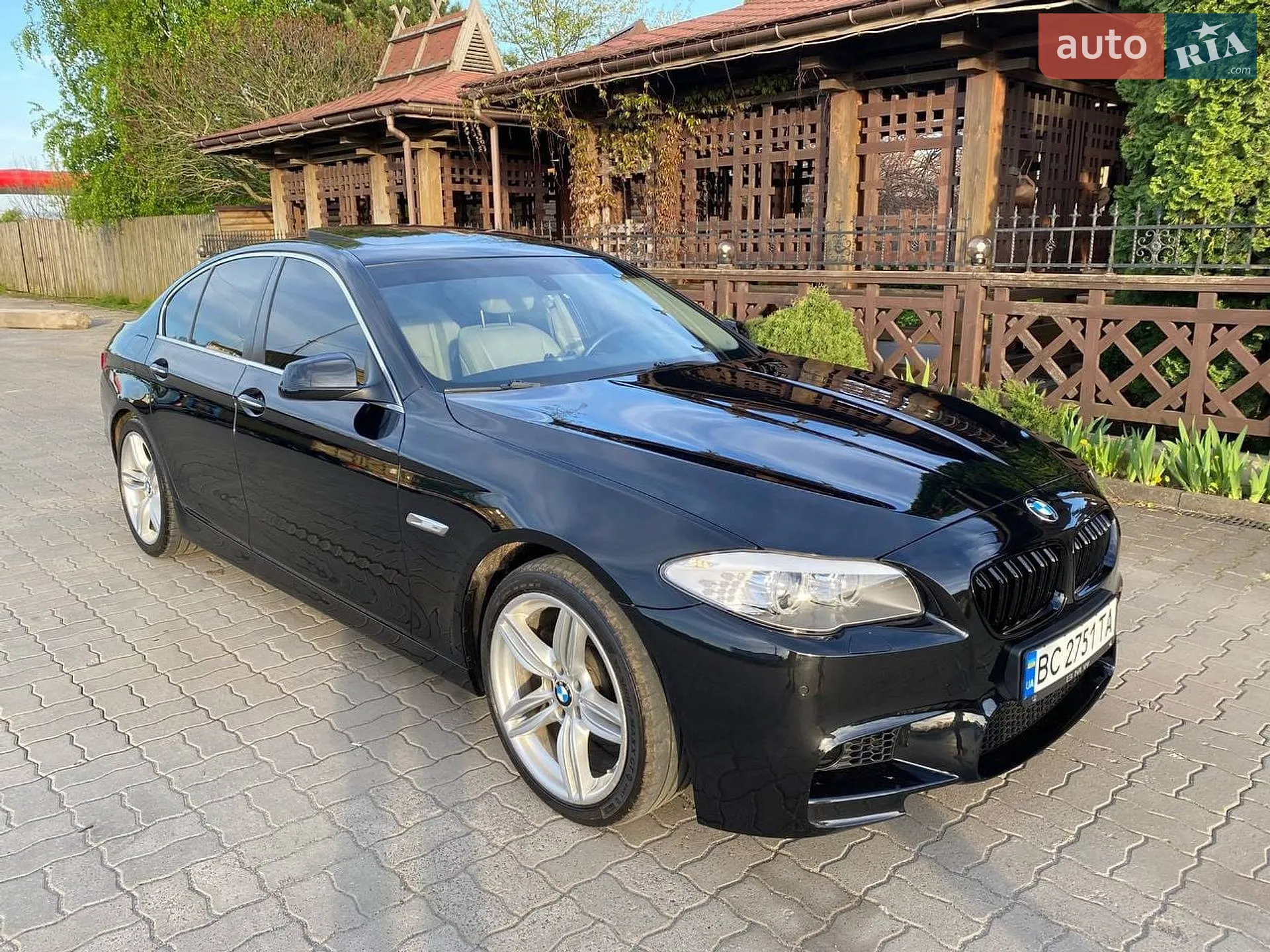 2011 BMW 5er - фото 1