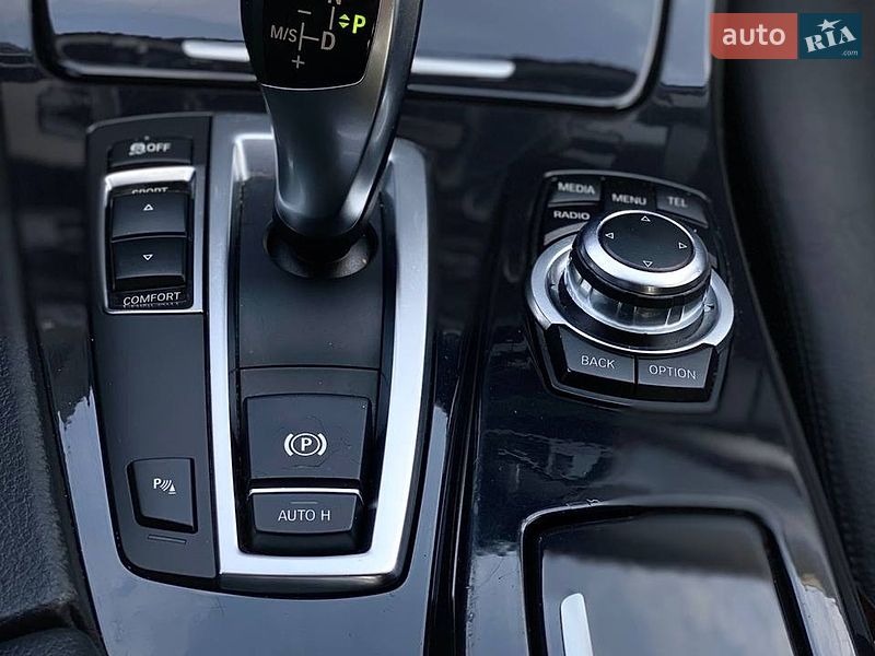Седан BMW 5 Series 2016 в Киеве