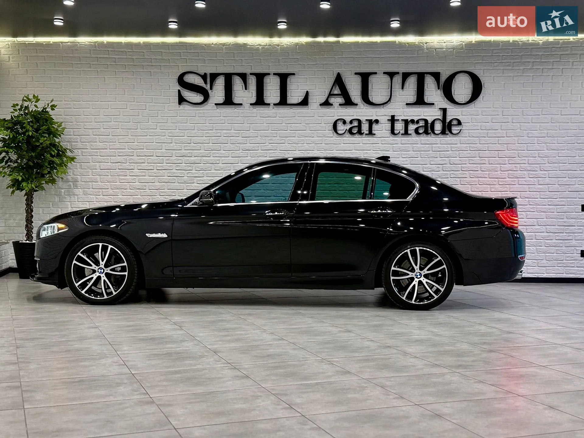 2015 BMW 5er - мініатюра 5
