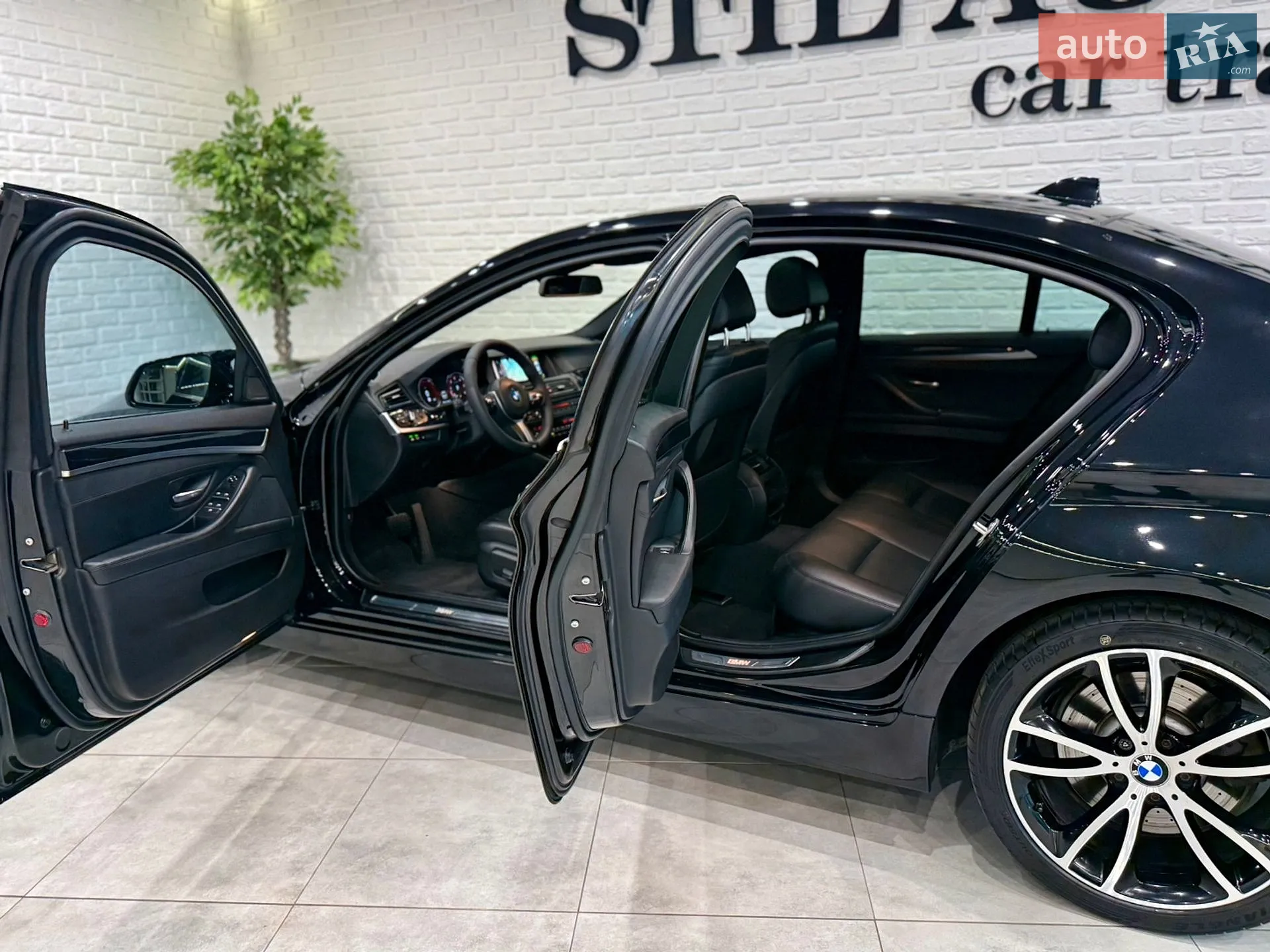 2015 BMW 5er - мініатюра 97