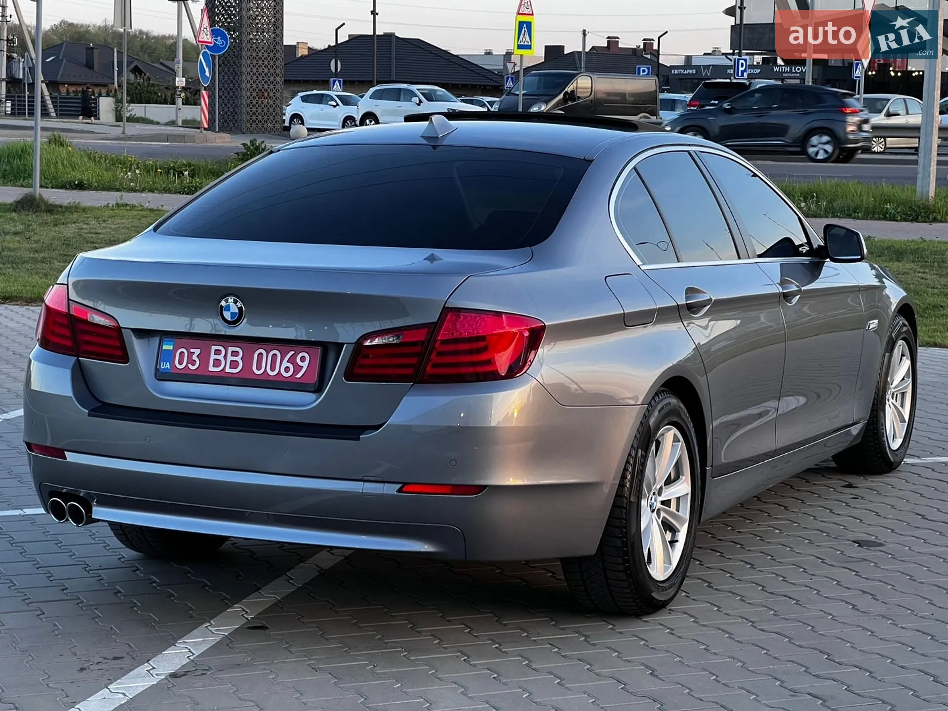 2012 BMW 5er - мініатюра 13