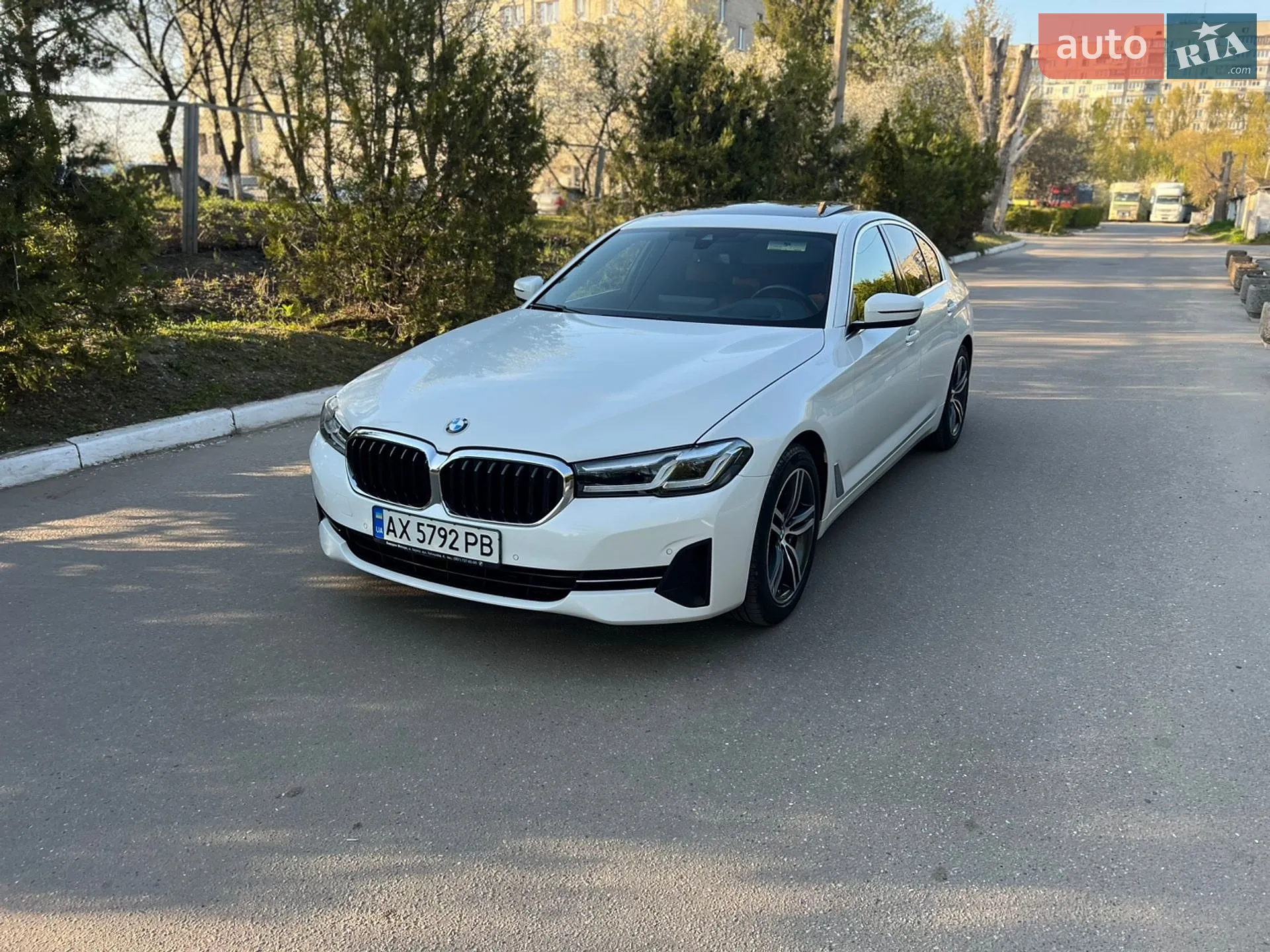 2021 BMW 5er - мініатюра 2