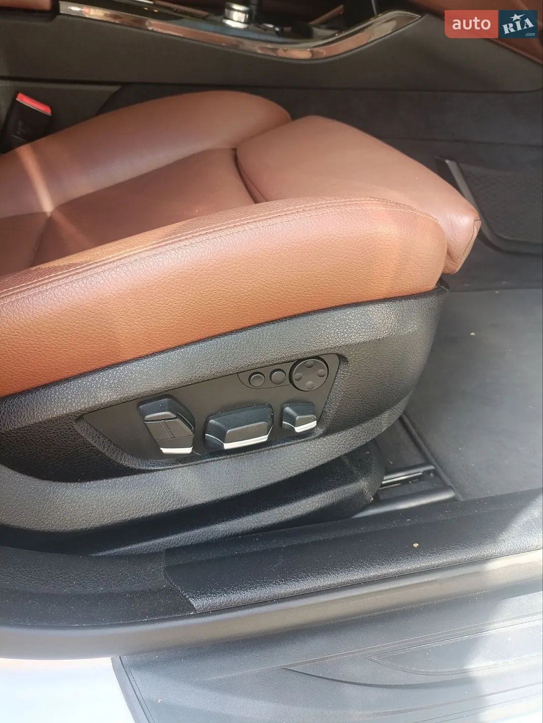 2012 BMW 5er - мініатюра 14