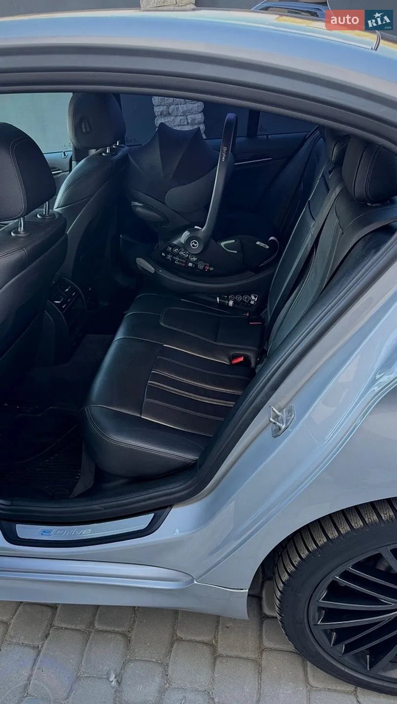 2017 BMW 5er - мініатюра 14