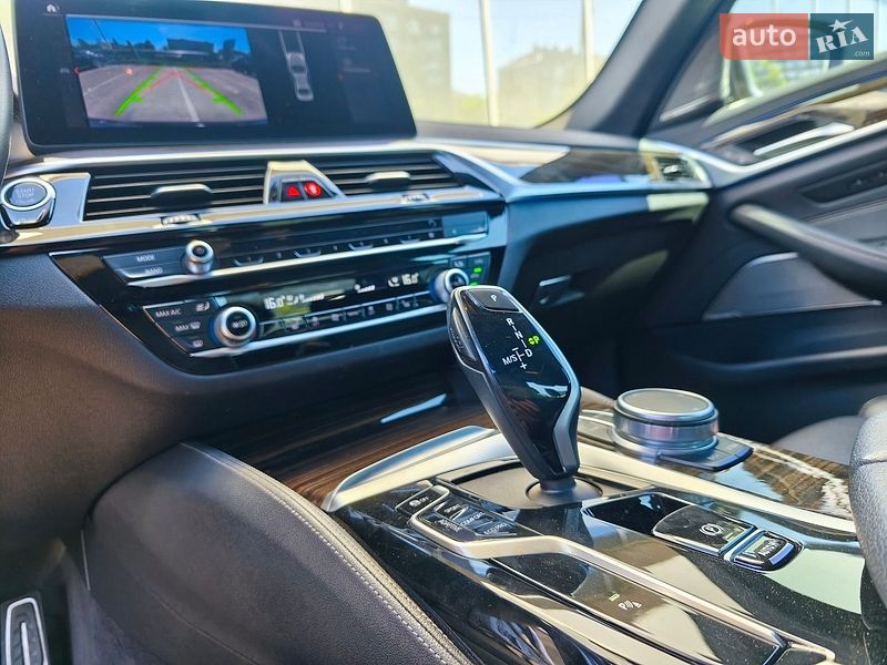 Седан BMW 5 Series 2021 в Киеве