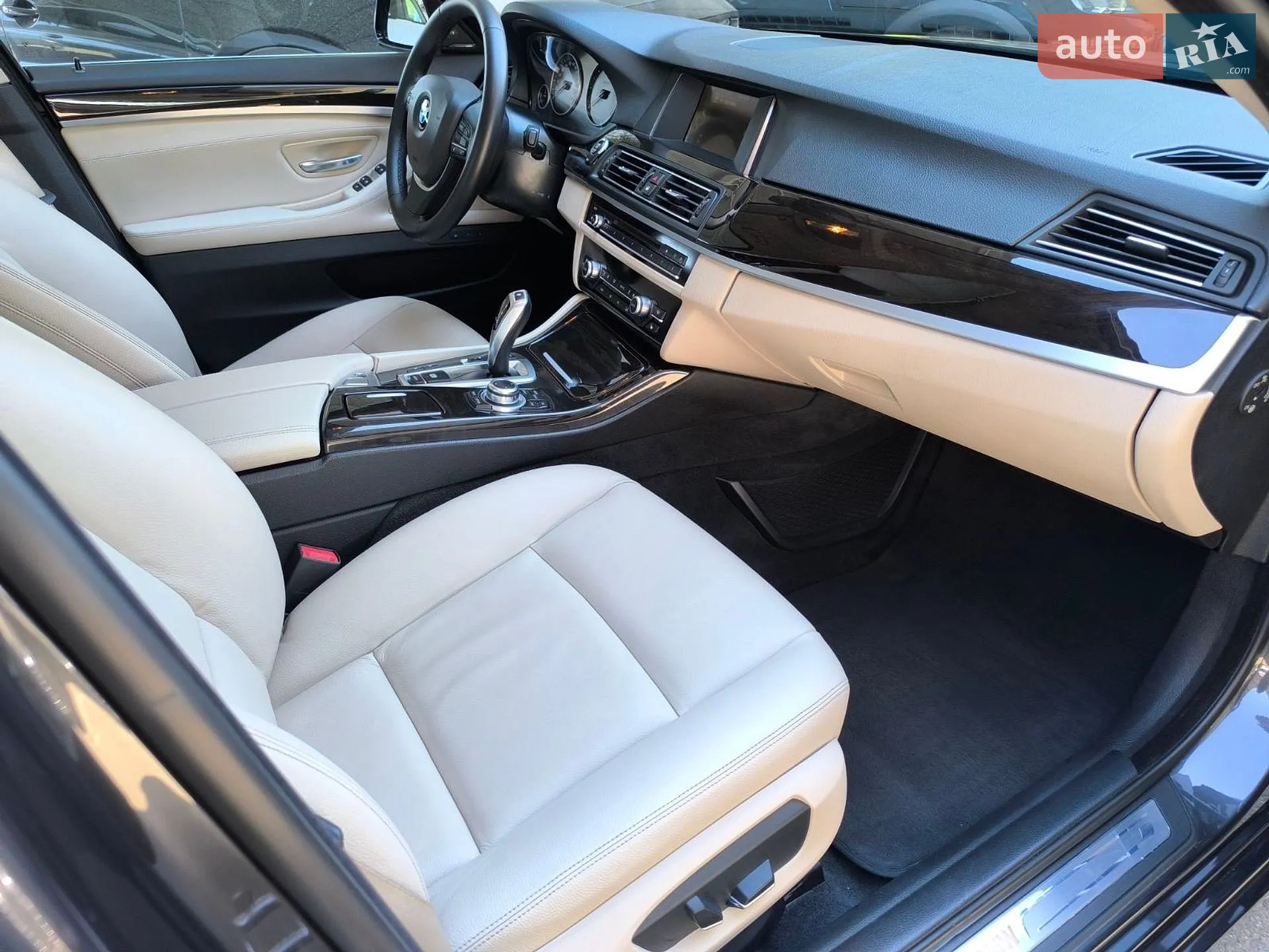 2014 BMW 5er - мініатюра 15