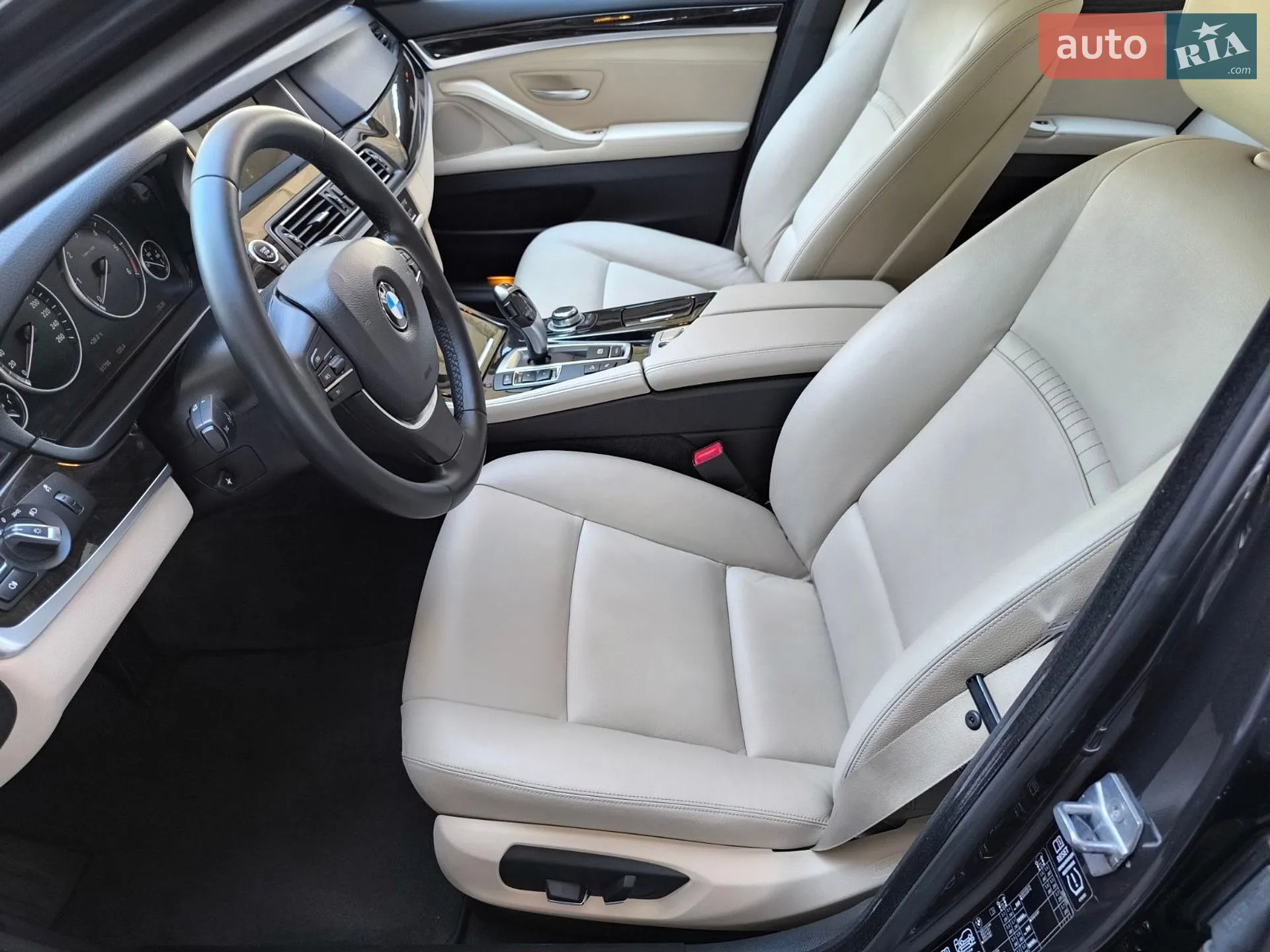 2014 BMW 5er - мініатюра 17