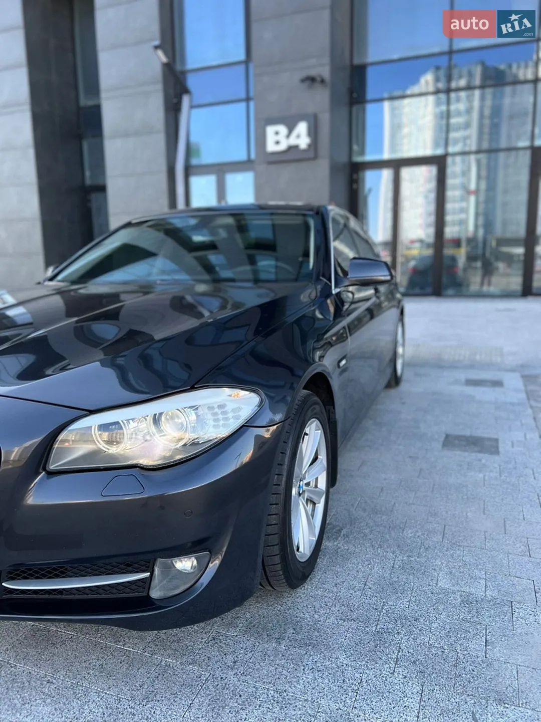 2011 BMW 5er - мініатюра 9