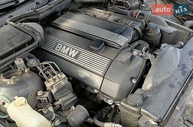 Седан BMW 5 Series 2001 в Кременчуге