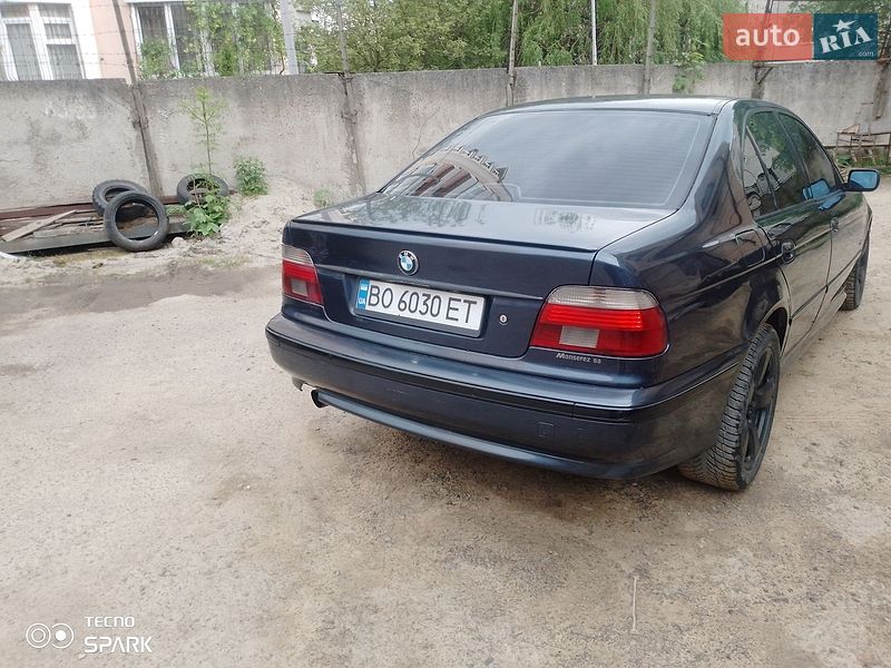 Седан BMW 5 Series 2002 в Львове