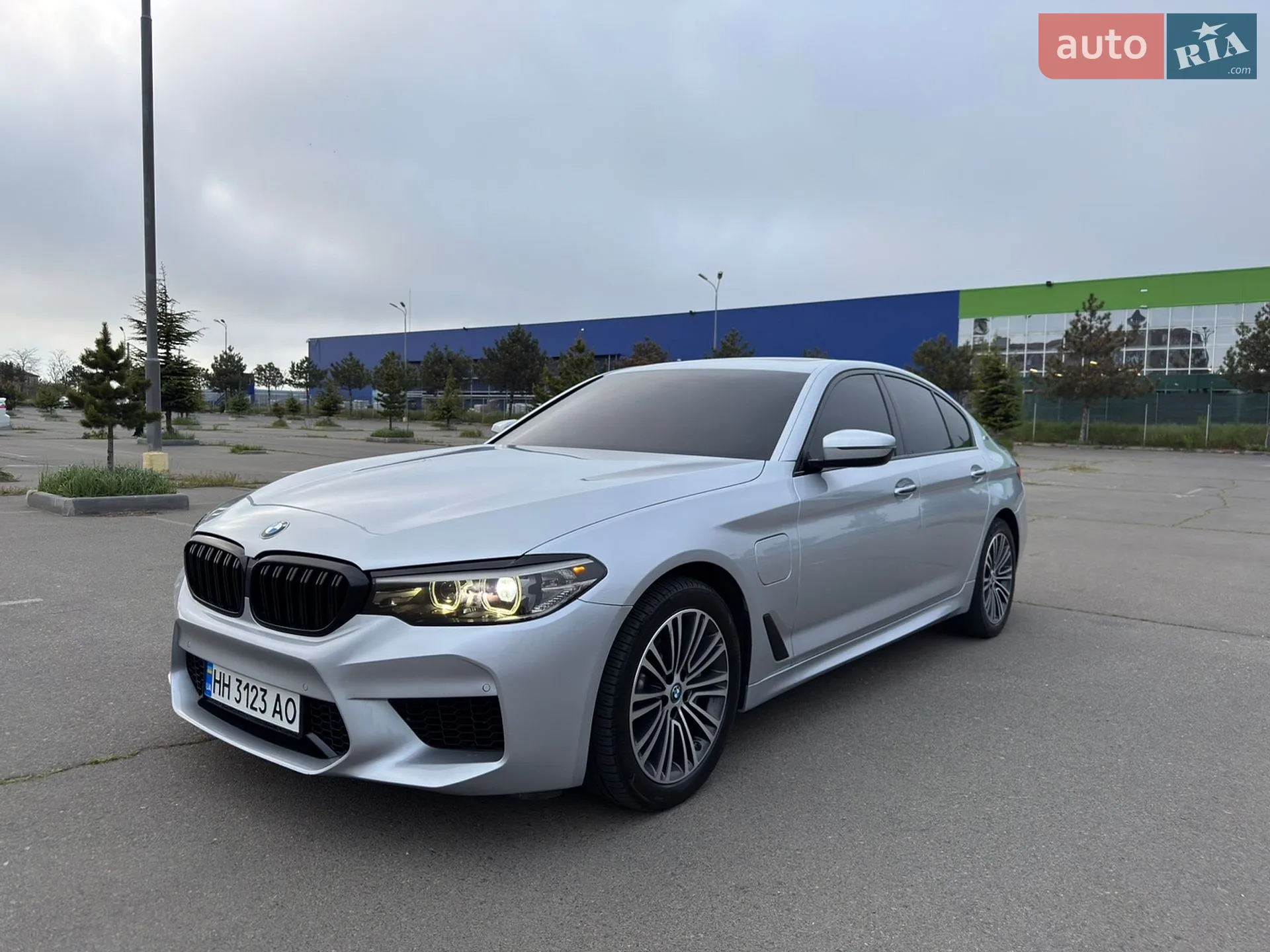 2018 BMW 5er - мініатюра 2