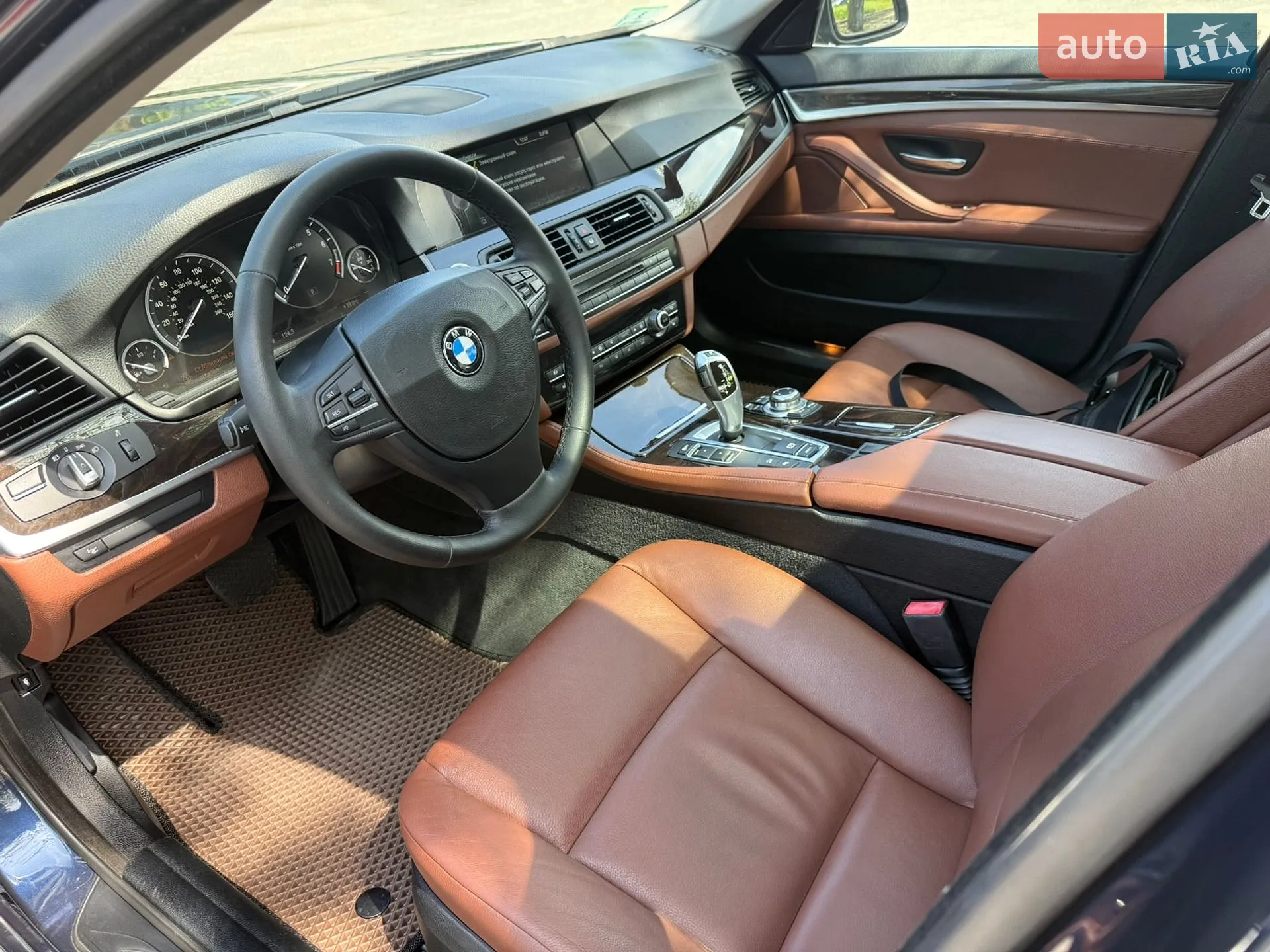 2012 BMW 5er - мініатюра 11