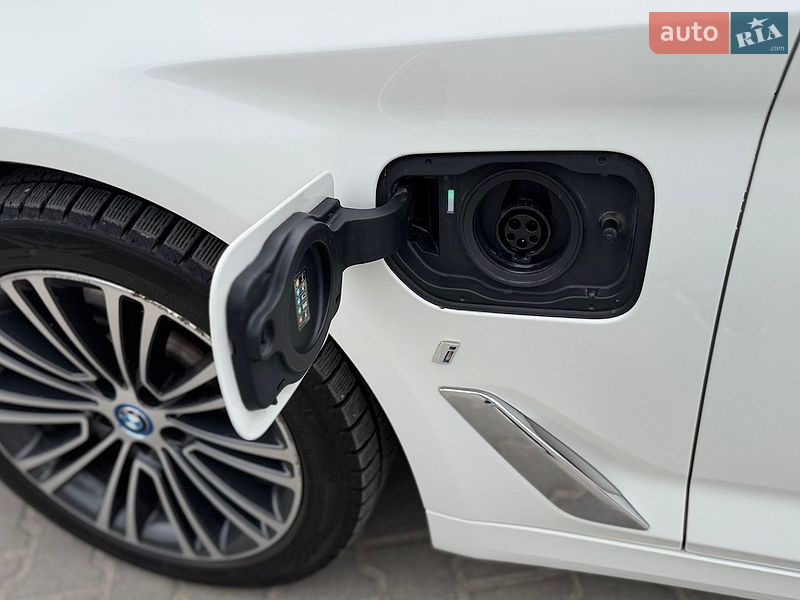 Седан BMW 5 Series 2018 в Тернополе фото 43 Седан BMW 5 Series 2018 в Тернополе