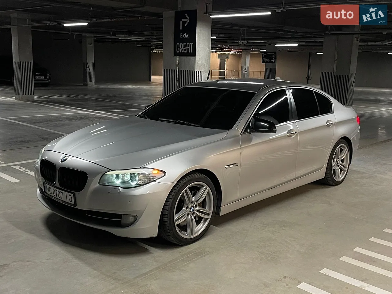 2010 BMW 5er - мініатюра 9