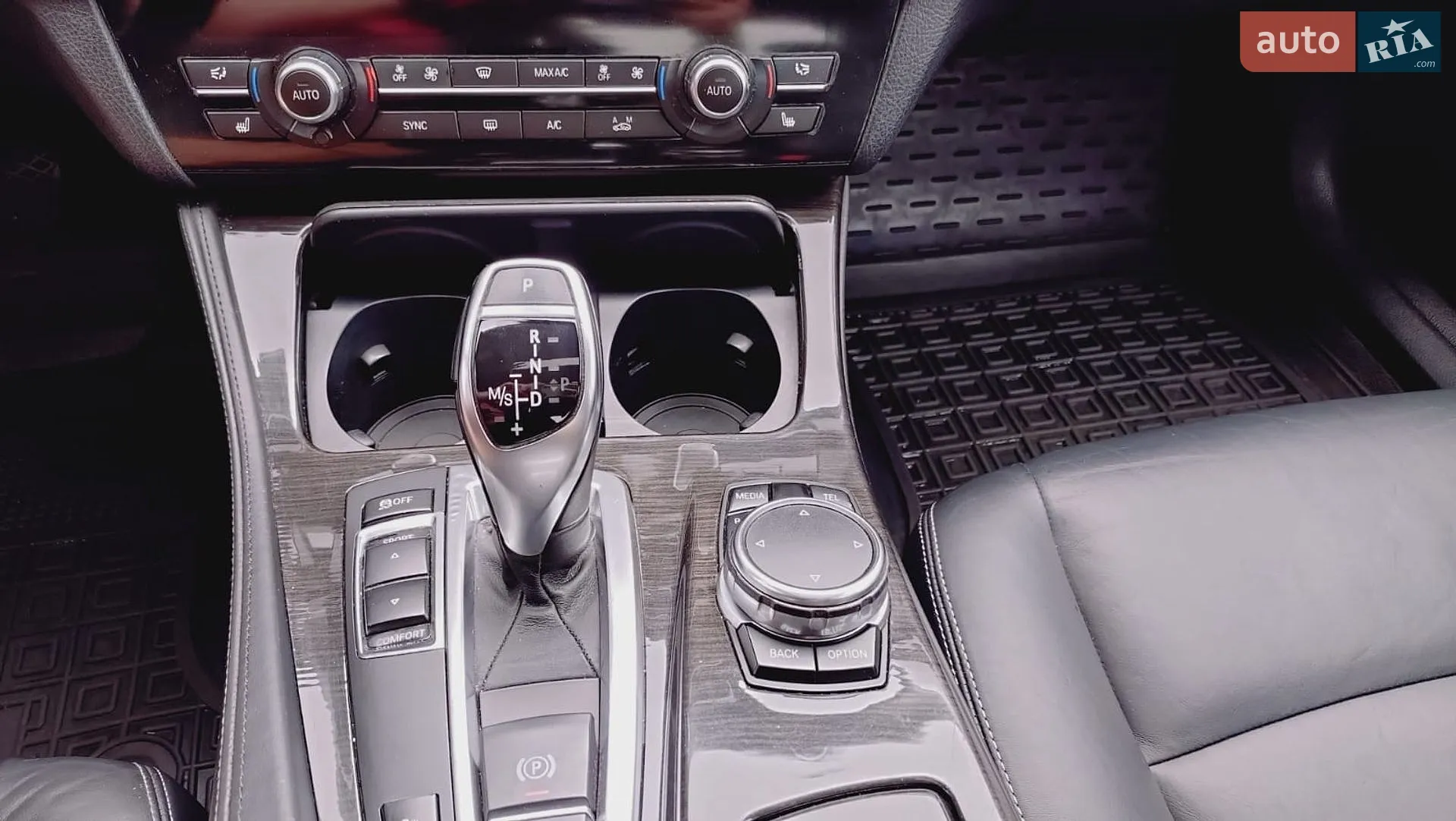 2015 BMW 5er - мініатюра 5