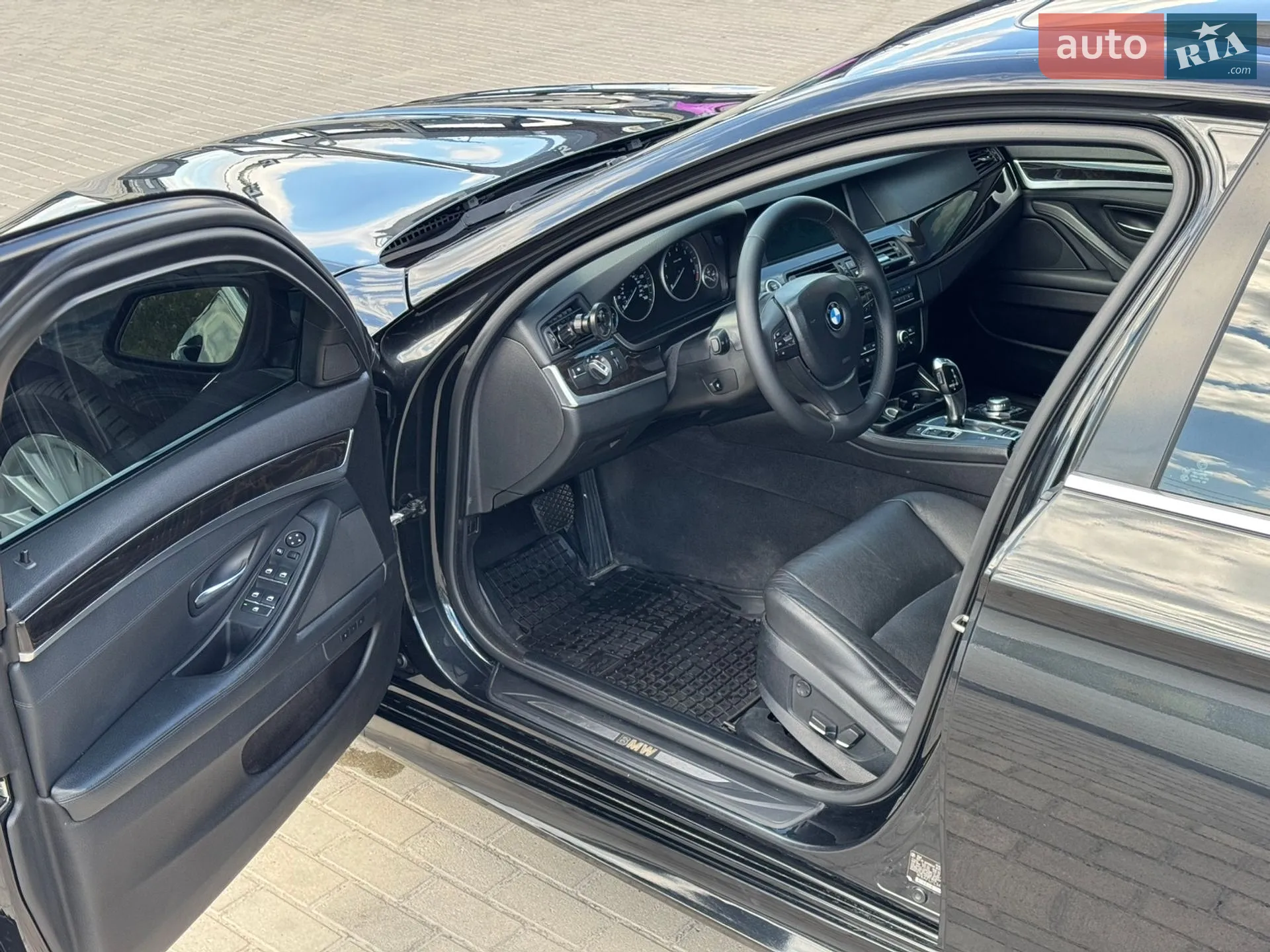 2011 BMW 5er - мініатюра 15
