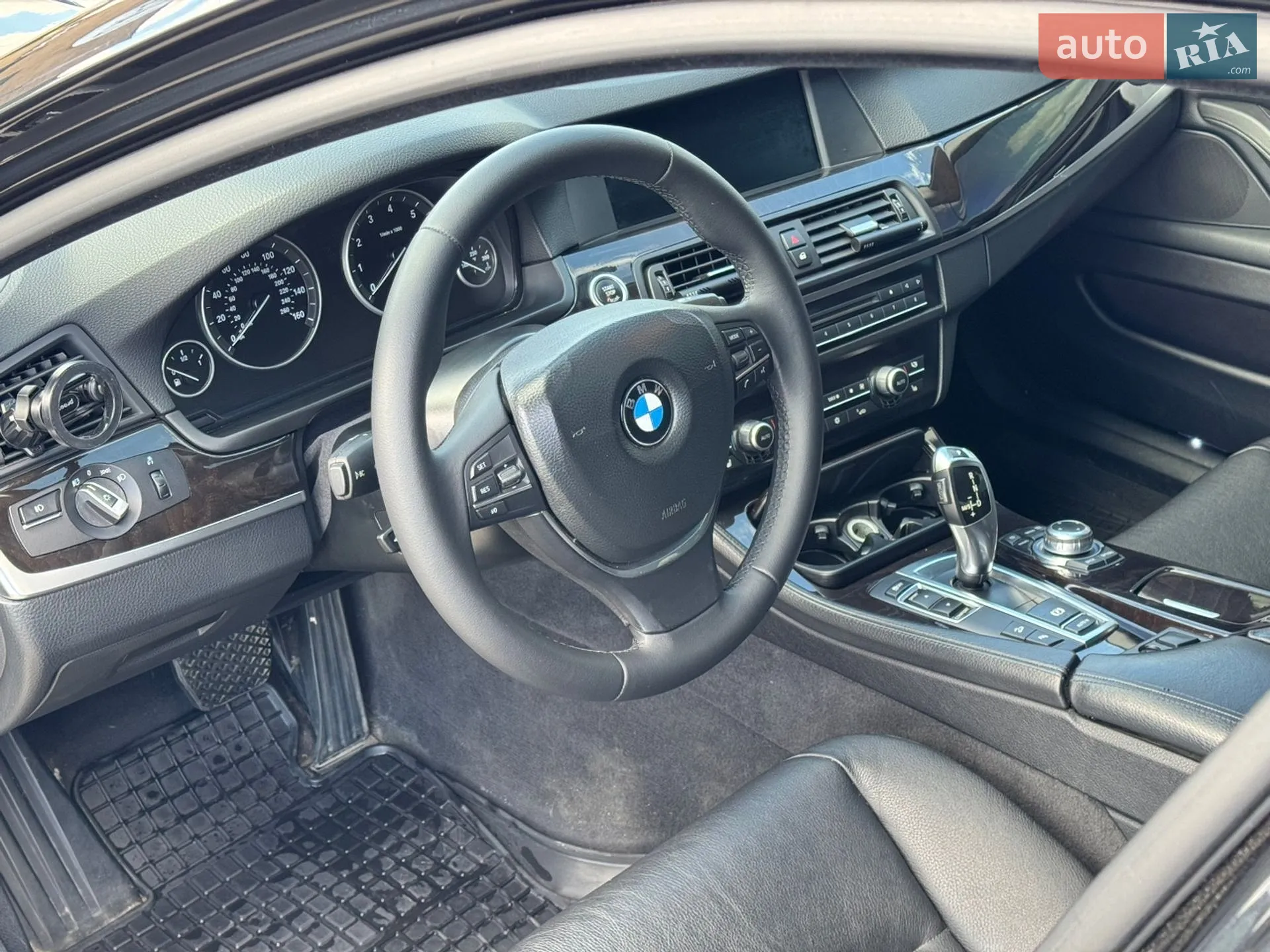 2011 BMW 5er - мініатюра 19
