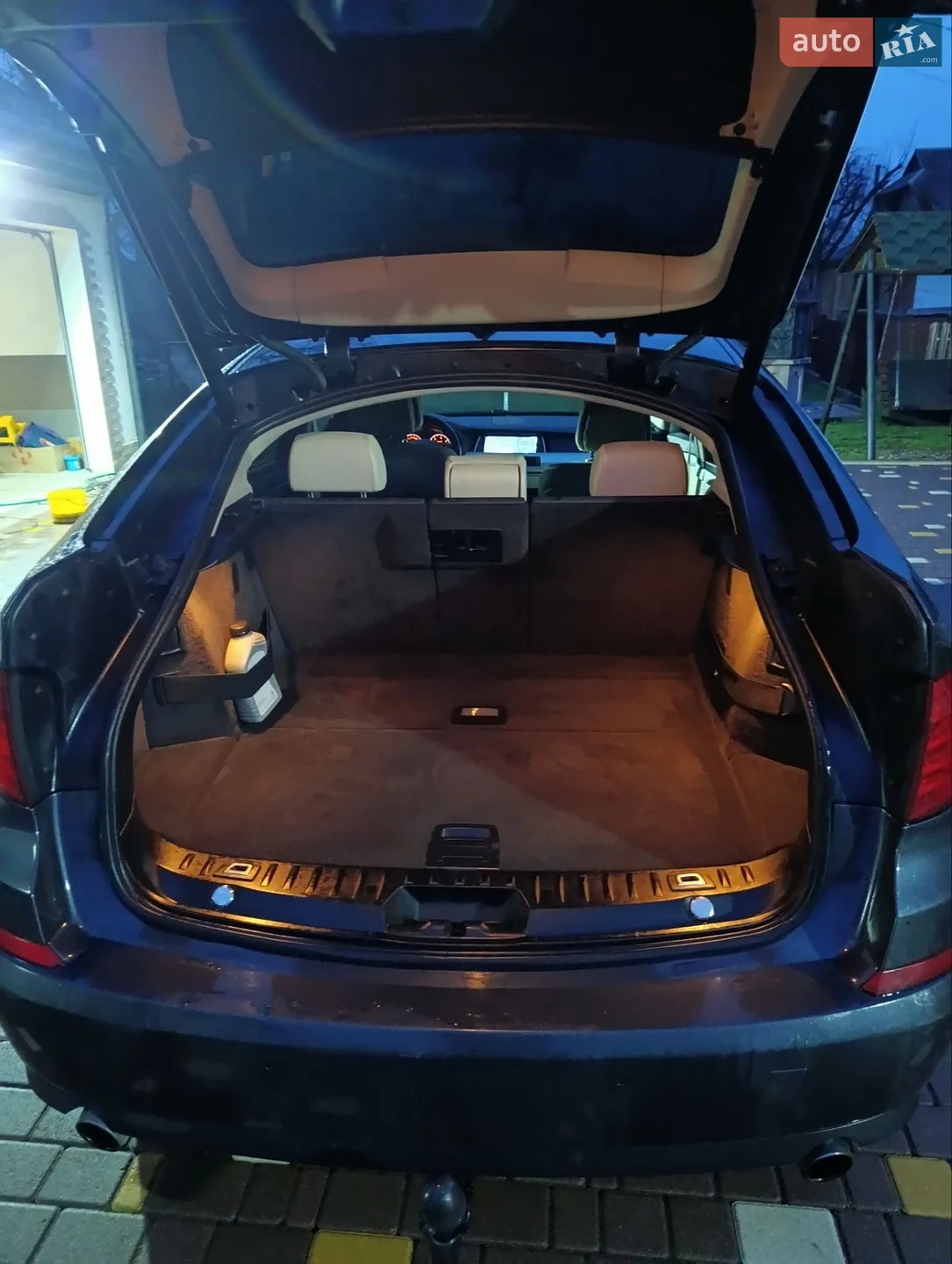 2010 BMW 5er - мініатюра 9