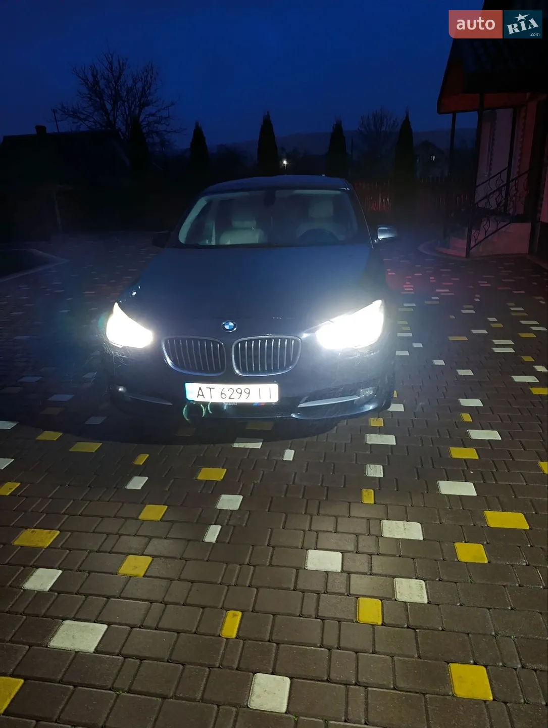 2010 BMW 5er - мініатюра 10