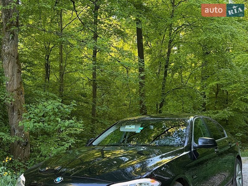 Седан BMW 5 Series 2011 в Виноградове