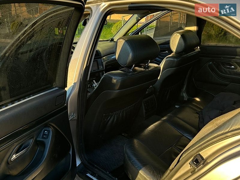 Седан BMW 5 Series 1996 в Ровно