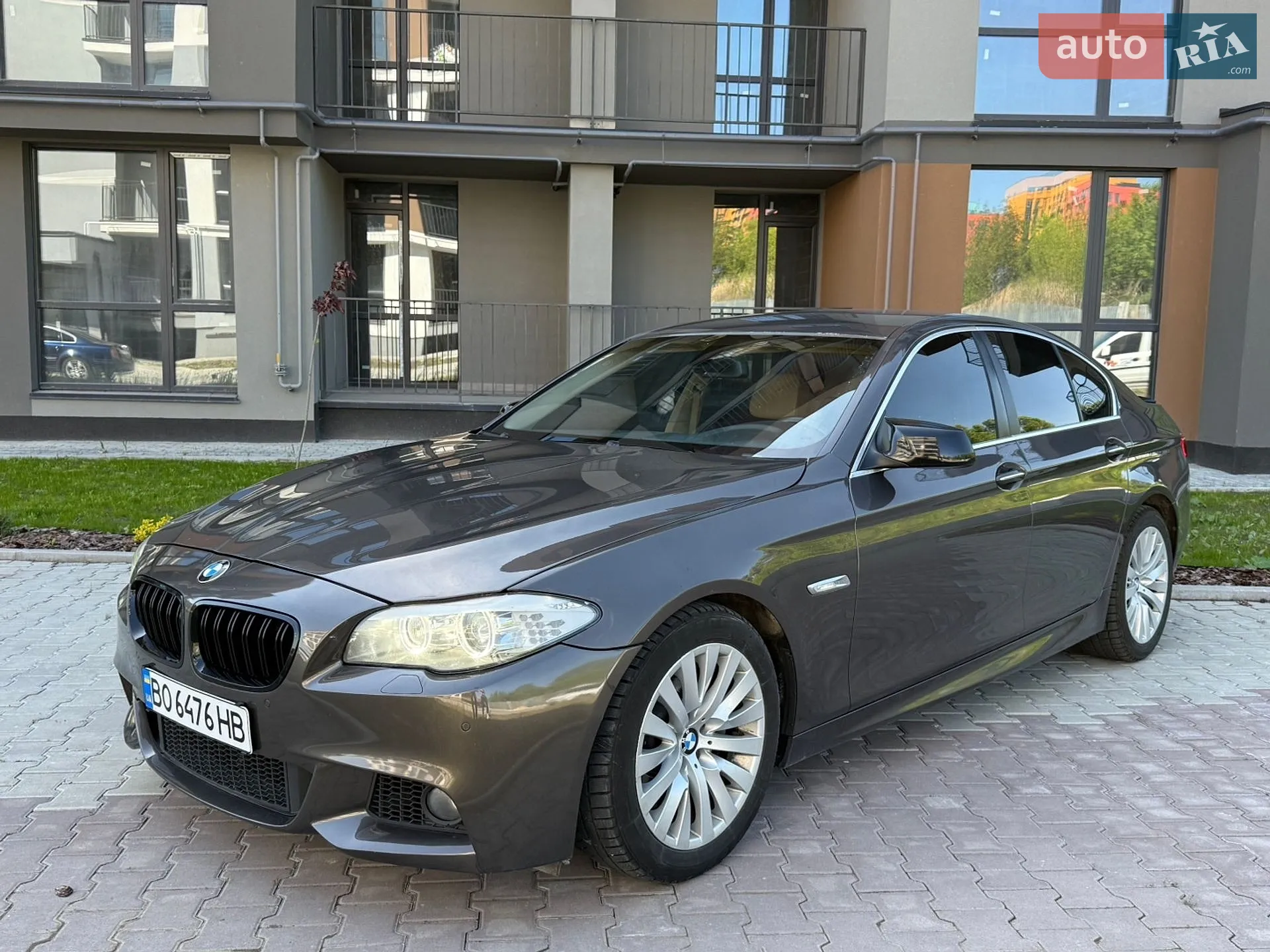2010 BMW 5er - мініатюра 2