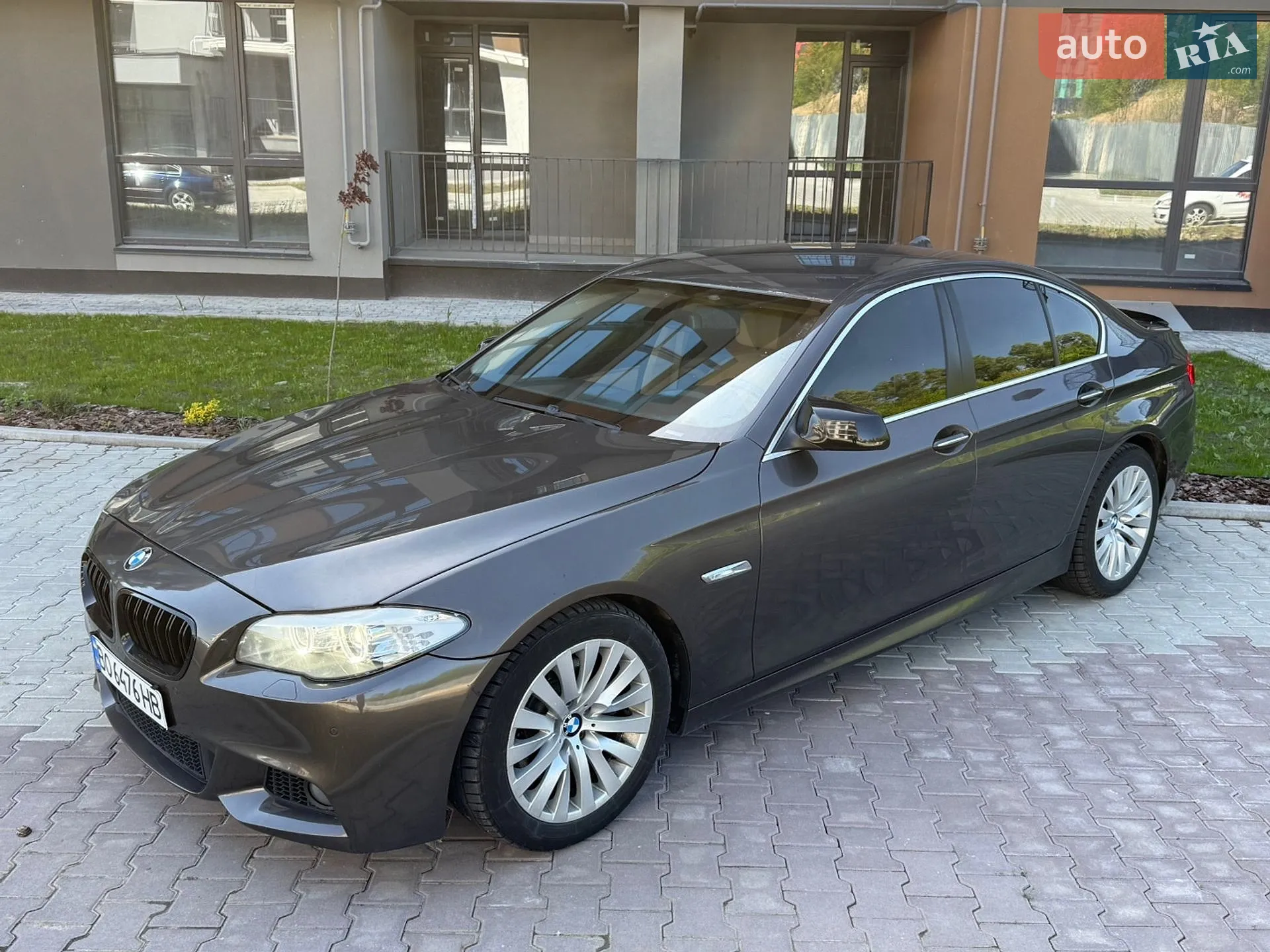2010 BMW 5er - мініатюра 4
