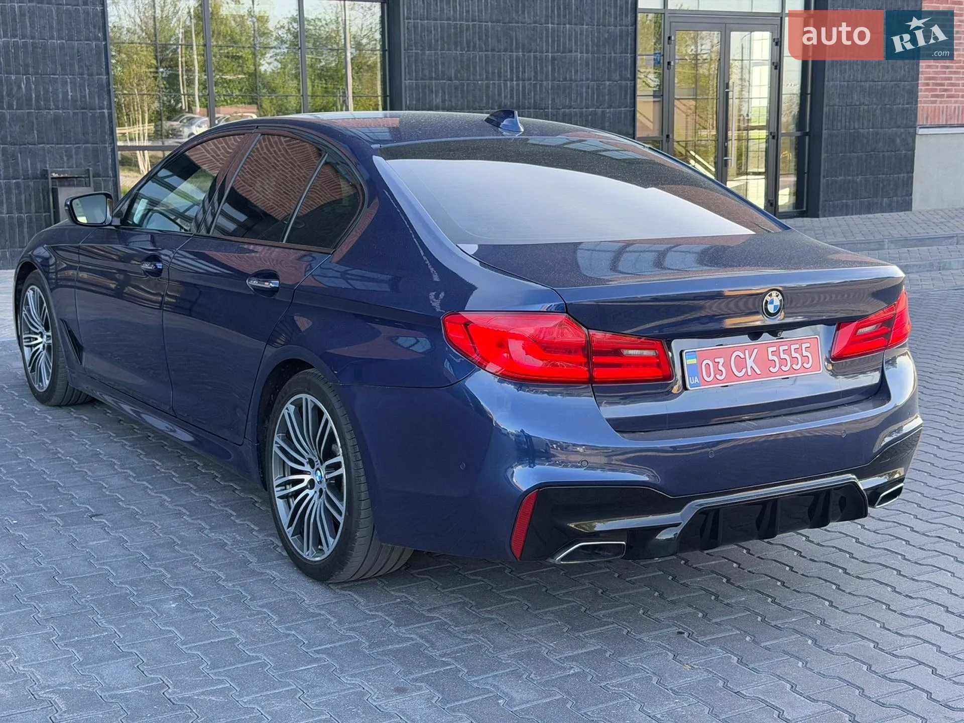 2017 BMW 5er - мініатюра 3