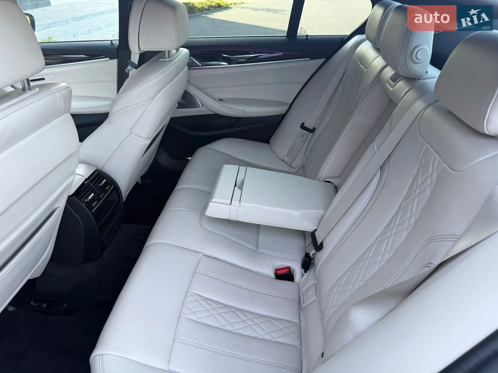 2017 BMW 5er - мініатюра 9