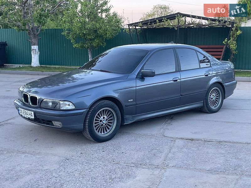 Седан BMW 5 Series 1996 в Теофиполе