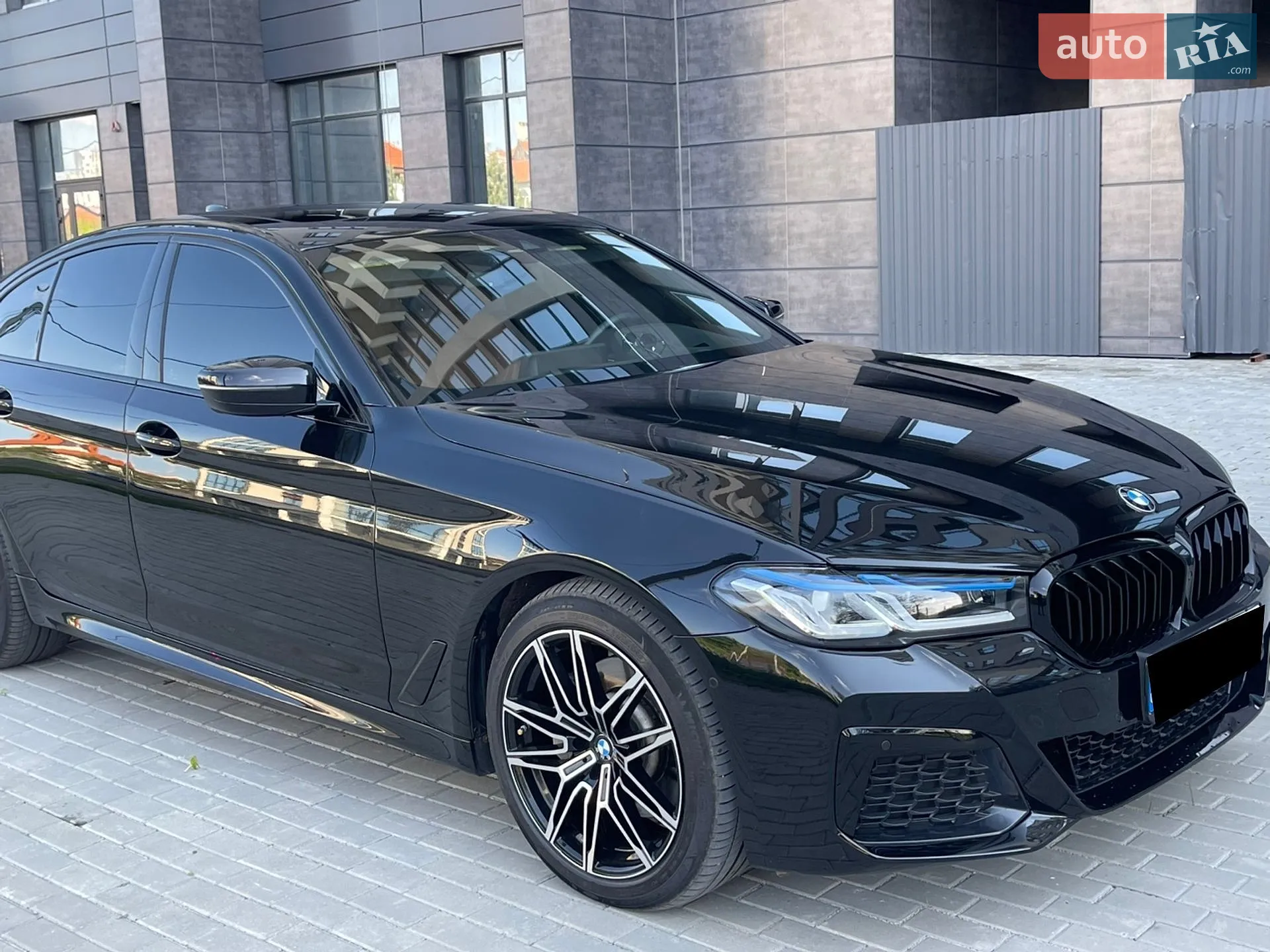 2017 BMW 5er - мініатюра 31